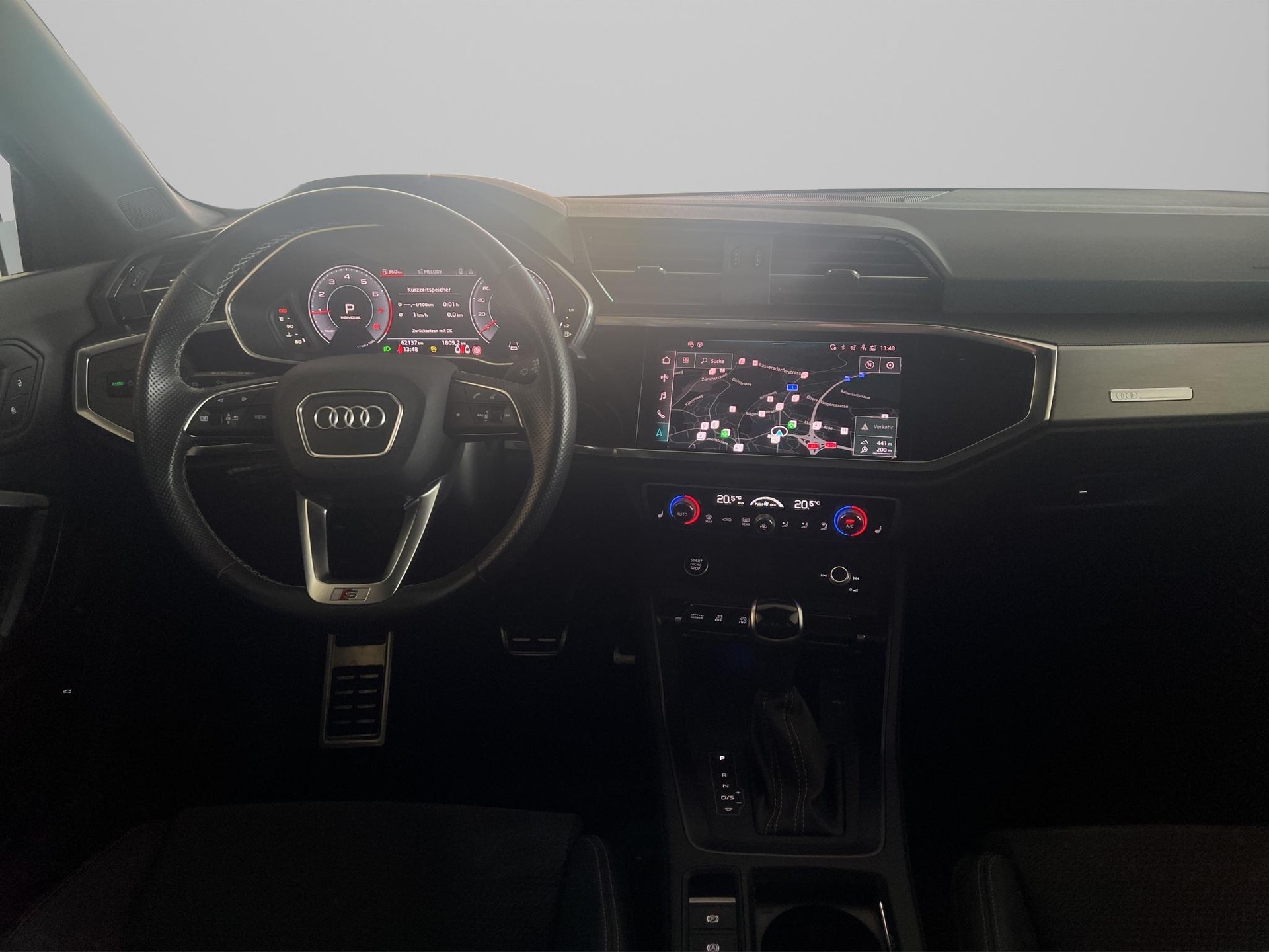 AUDI Q3 1.5 35 TFSI S line S-Tronic-image-12