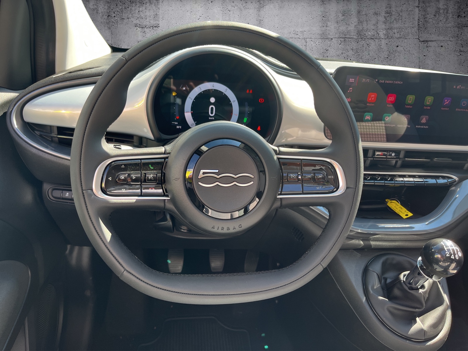 FIAT 500C Dolce Vita-image-9