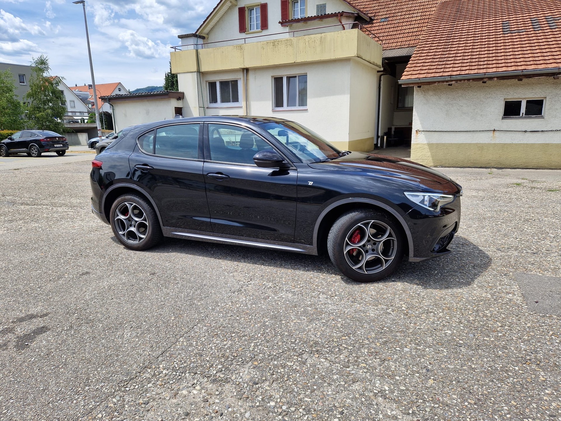 ALFA ROMEO 2.2 JTDM 210 AT Q4 TI Sky-image-1