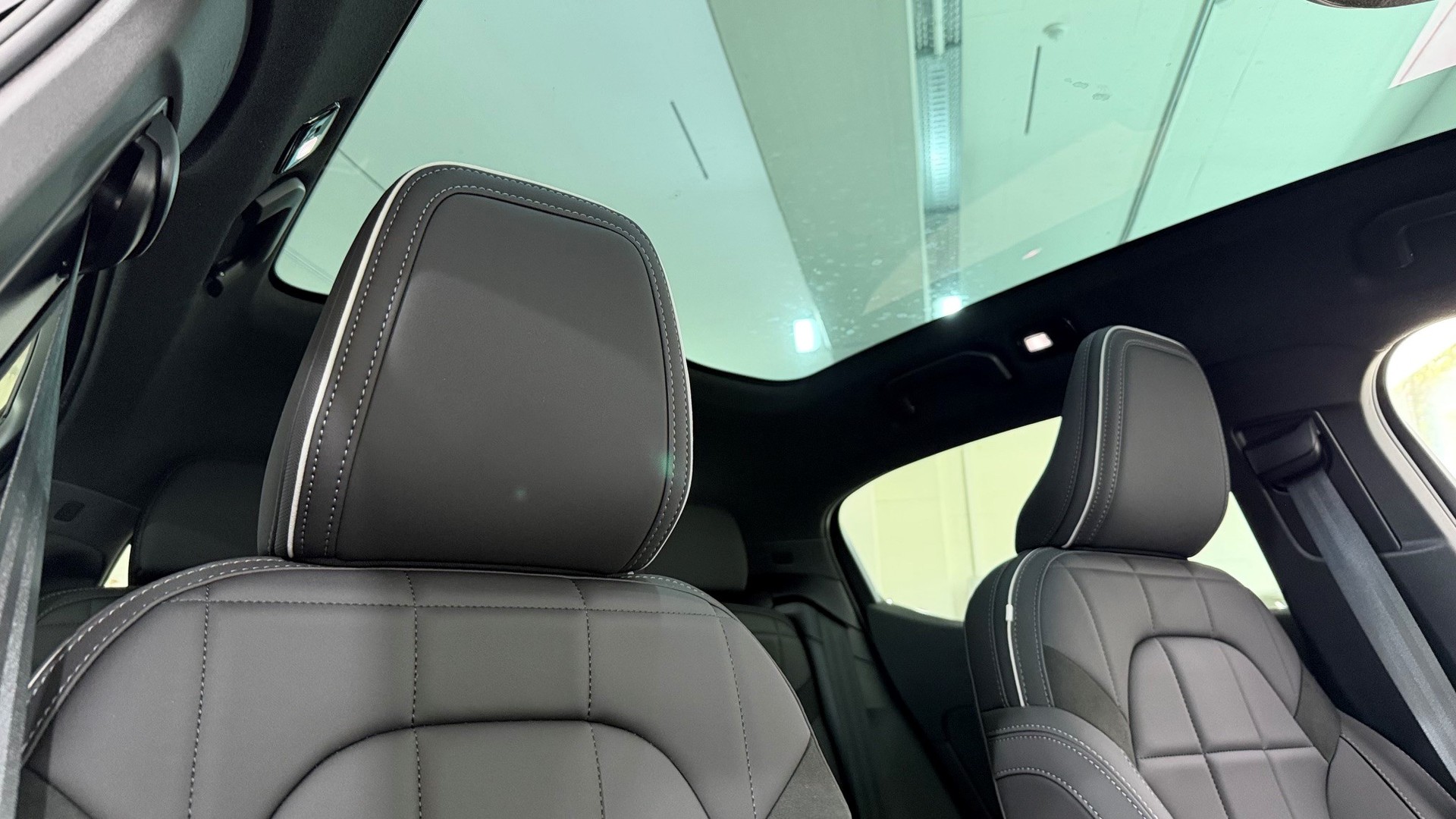 POLESTAR 2 Long Range Single Motor Prim-image-9