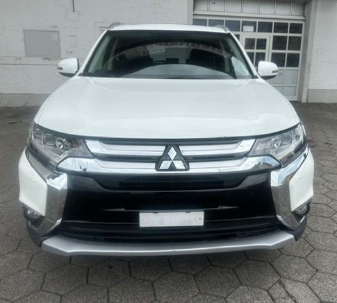 MITSUBISHI Outlander 2.2 Diamond 4WD Automatic-image-12