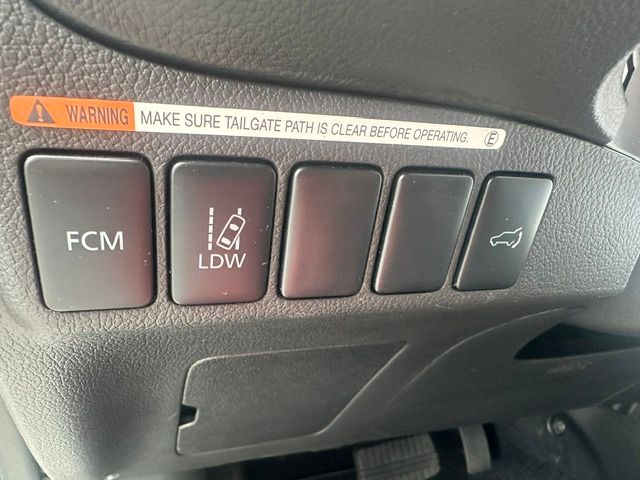 MITSUBISHI Outlander 2.2 DID Diamond 4WD Automatic-image-15