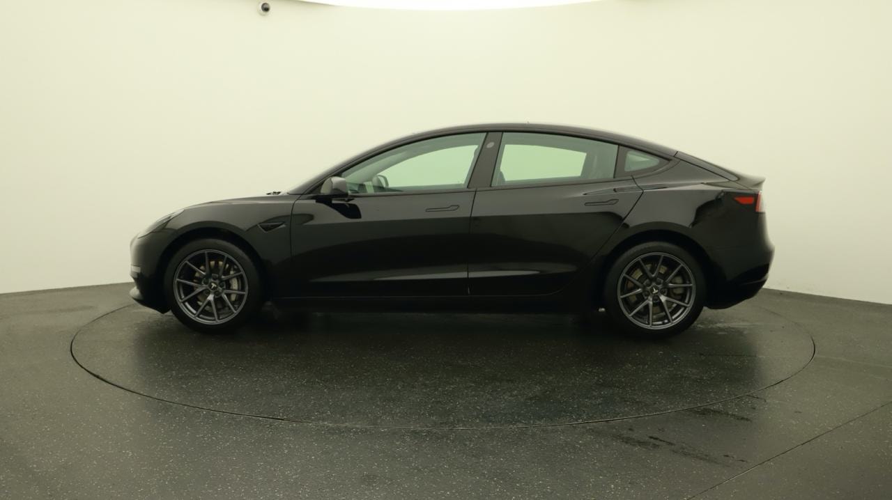 TESLA Model 3 Long Range Dual Motor AWD-image-1