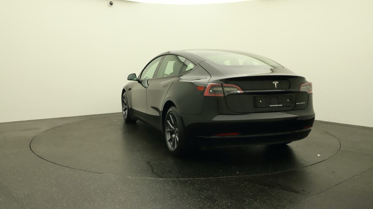 TESLA Model 3 Long Range Dual Motor AWD-image-3
