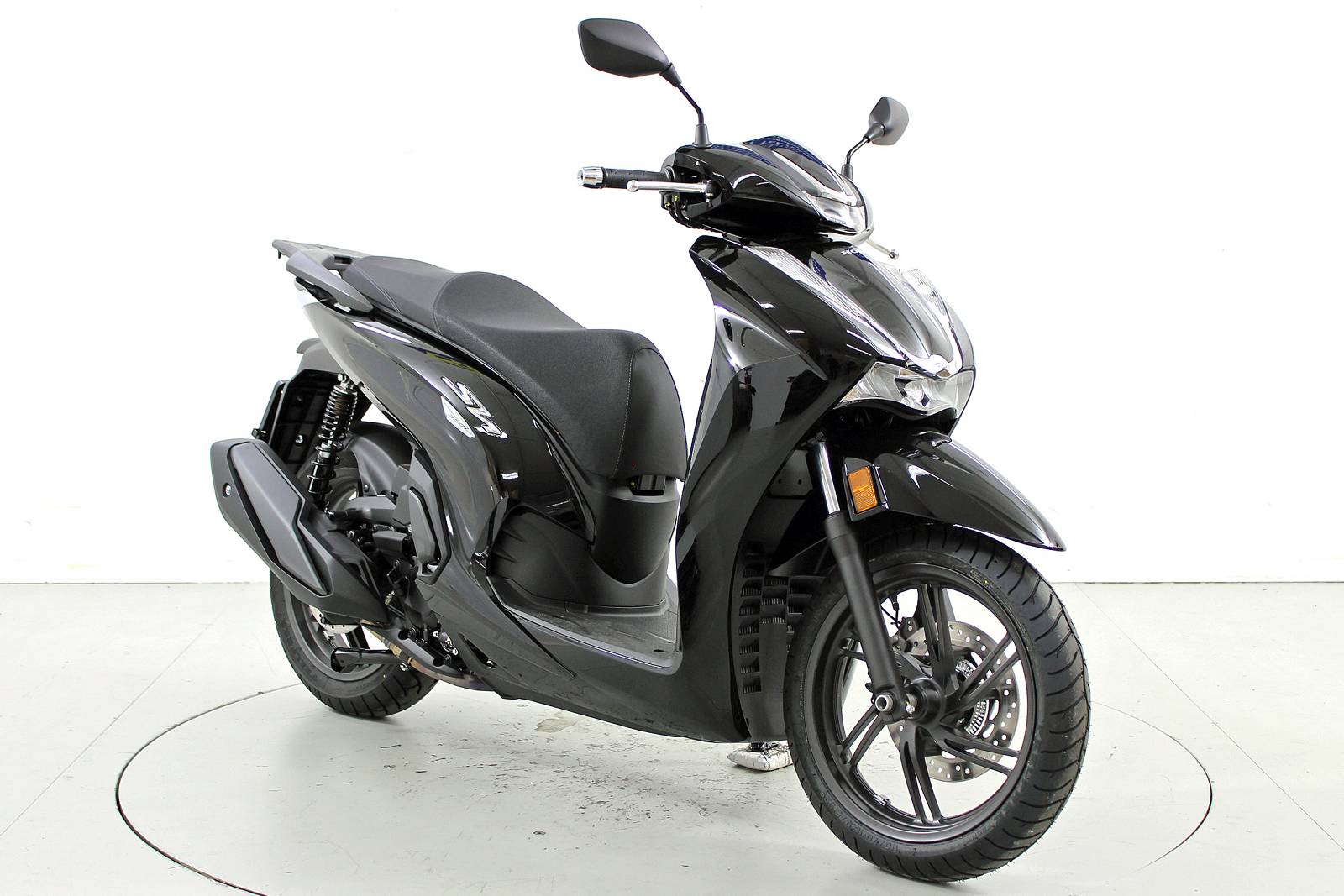 HONDA SH 350 ABS-showroom-element-1