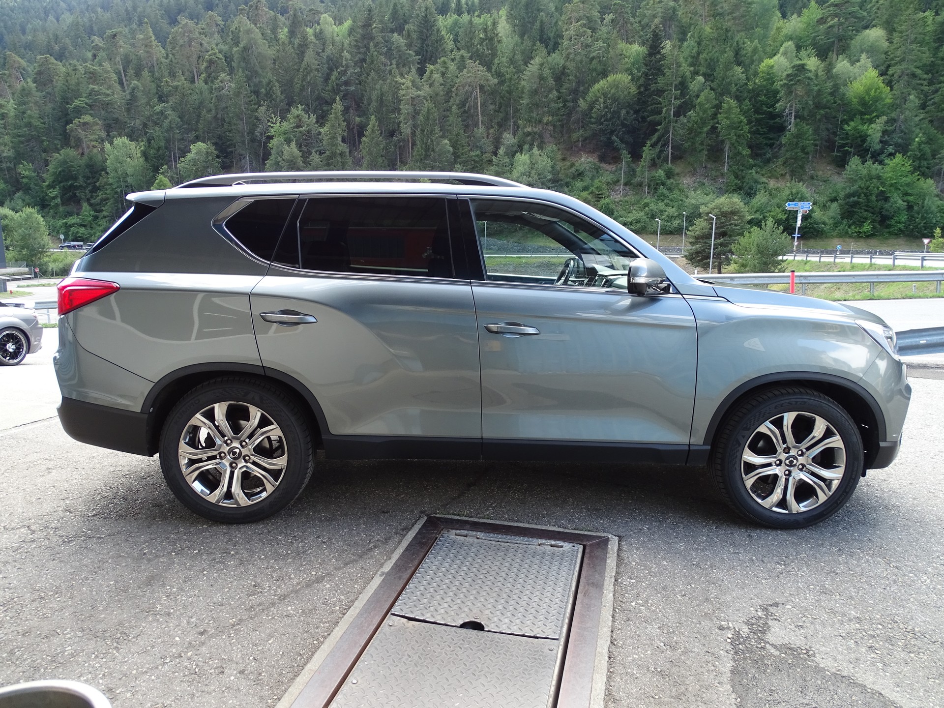 KGM-SsangYong REXTON-image-6