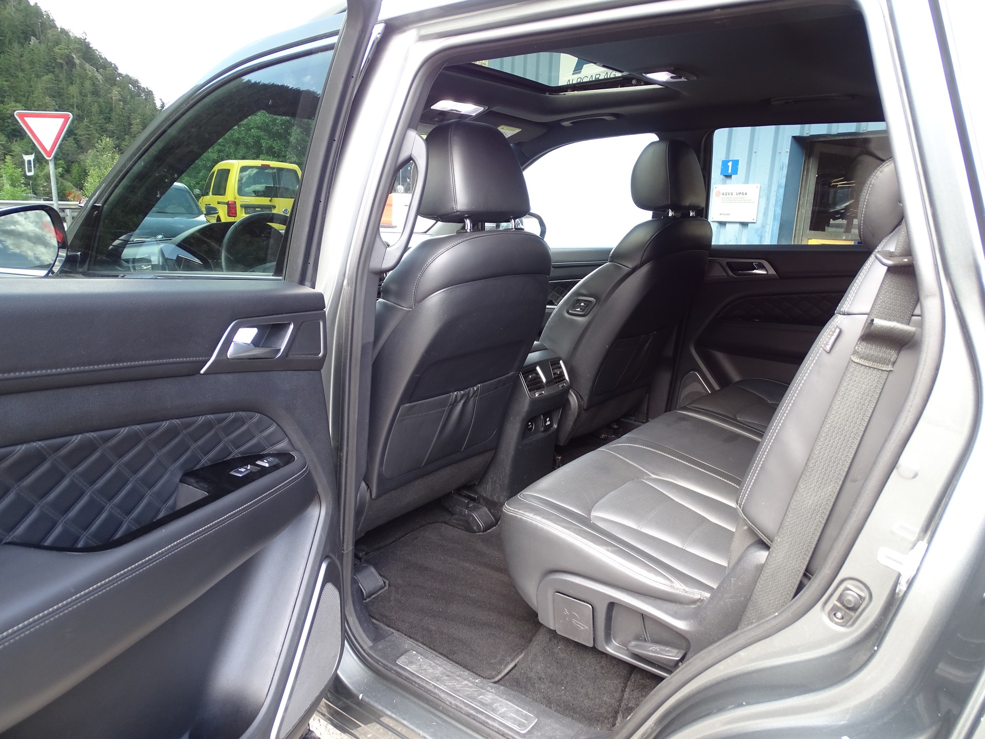 KGM-SsangYong REXTON-image-9