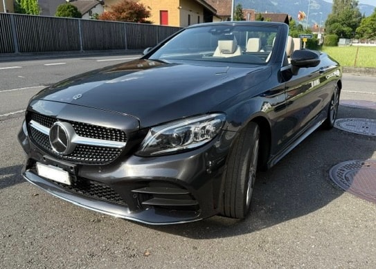 MERCEDES-BENZ C 200 AMG Line 4matic-image-2