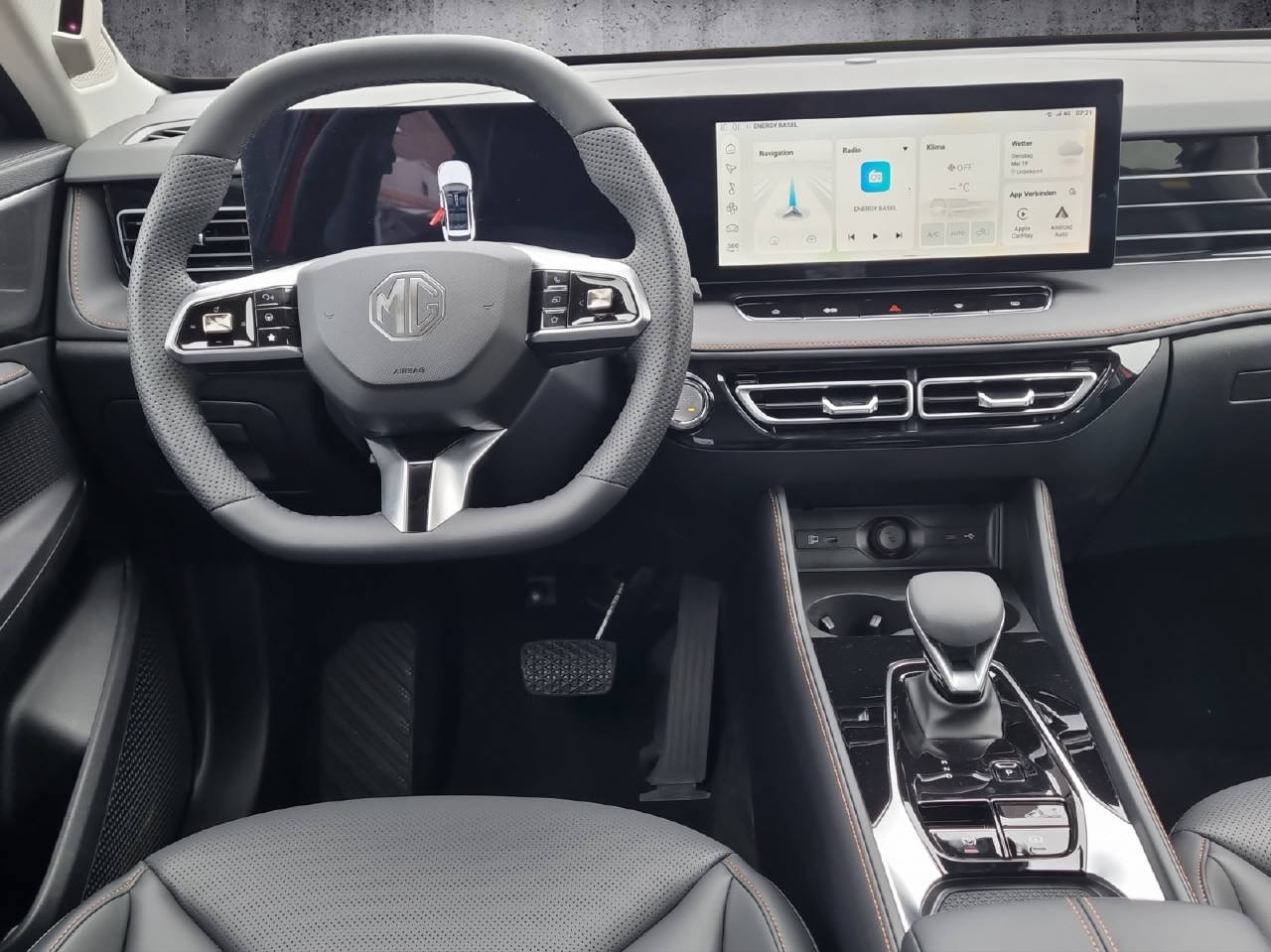 MG HS 1.5 Hybrid Luxury-image-5