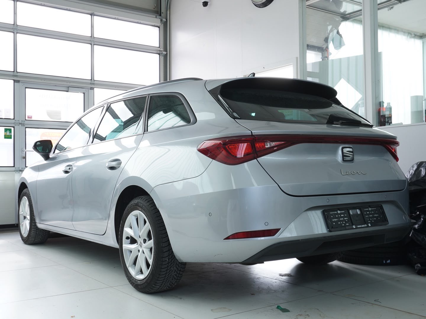 SEAT Leon ST 2.0 TDI EVO DSG Style-image-1