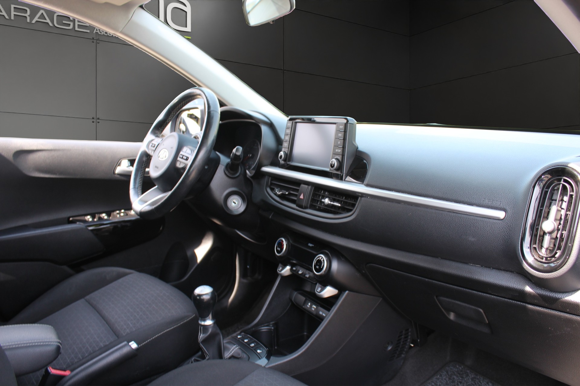 KIA Picanto 1.2 CVVT Swiss City Line-image-9