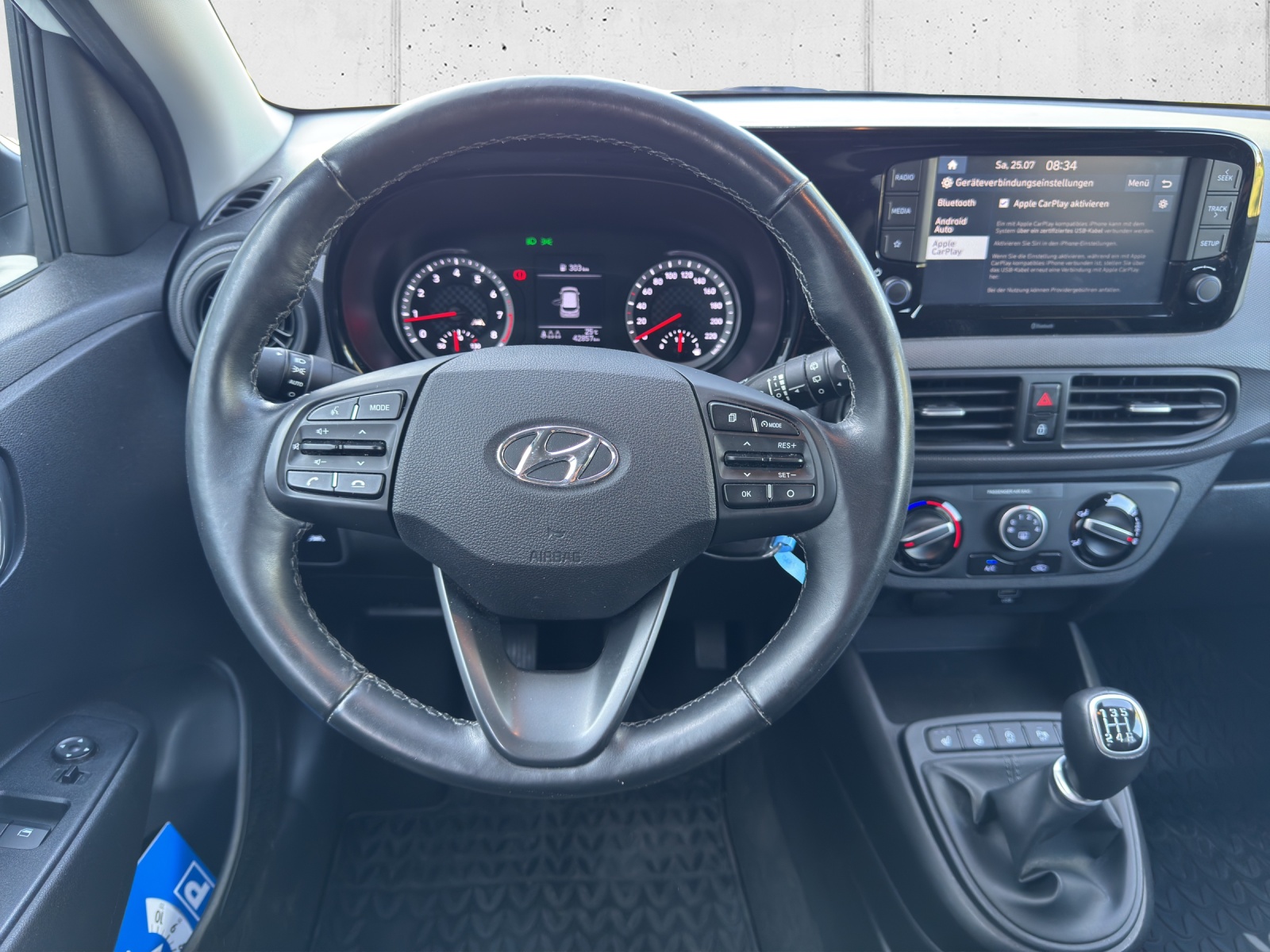 HYUNDAI i10 1.2 Amplia-image-15