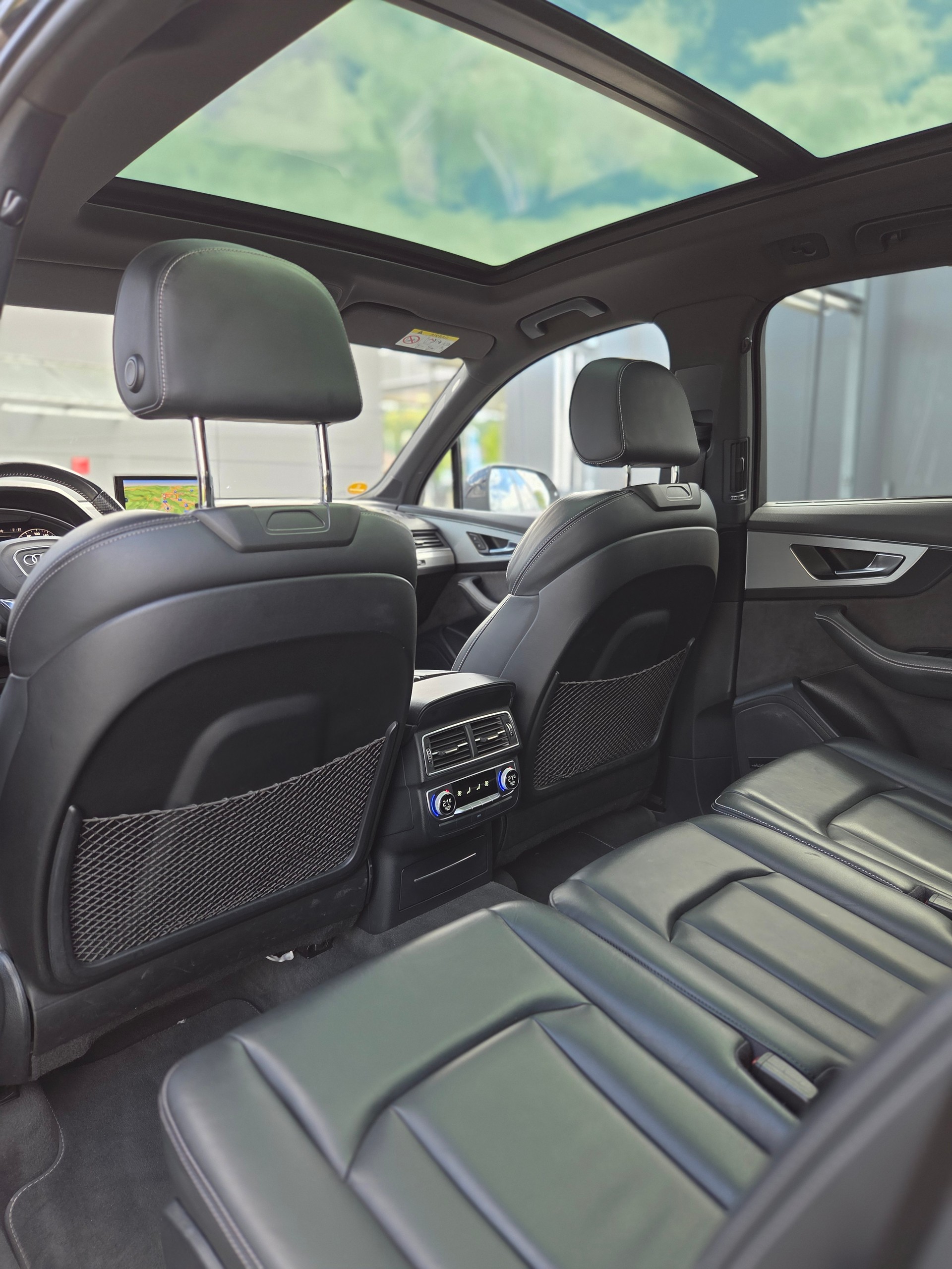 AUDI Q7 3.0 TDI quattro tiptronic-image-9