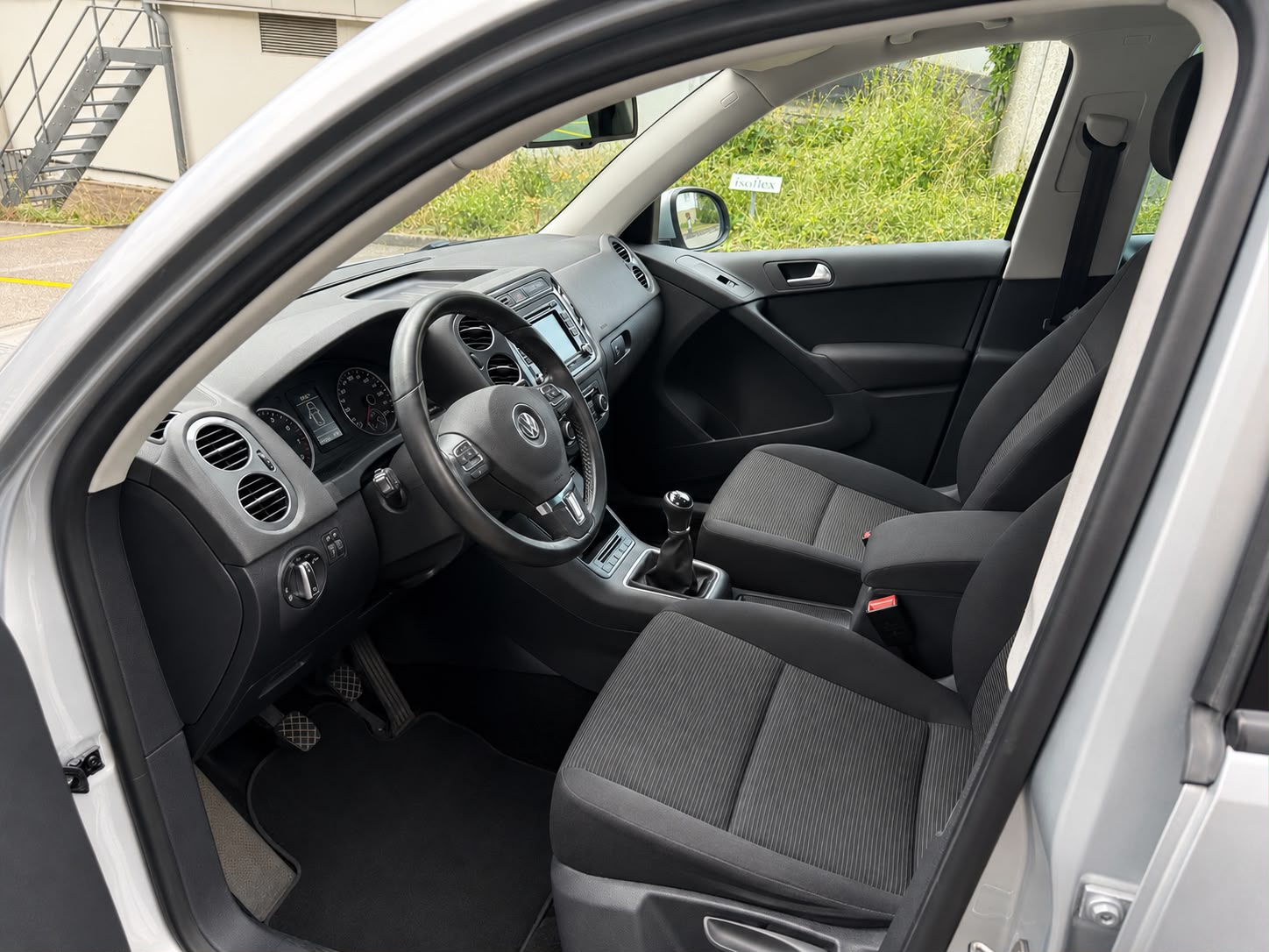 VW Tiguan 1.4 TSI BlueMotion Value 4x2-image-11