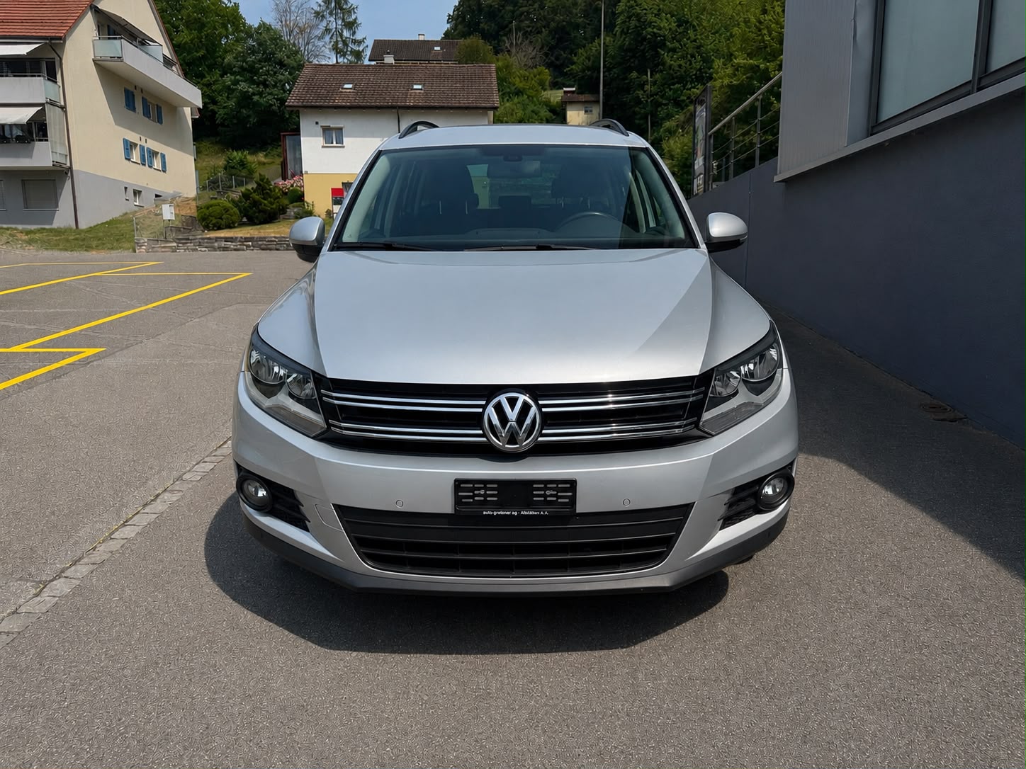 VW Tiguan 1.4 TSI BlueMotion Value 4x2-image-5
