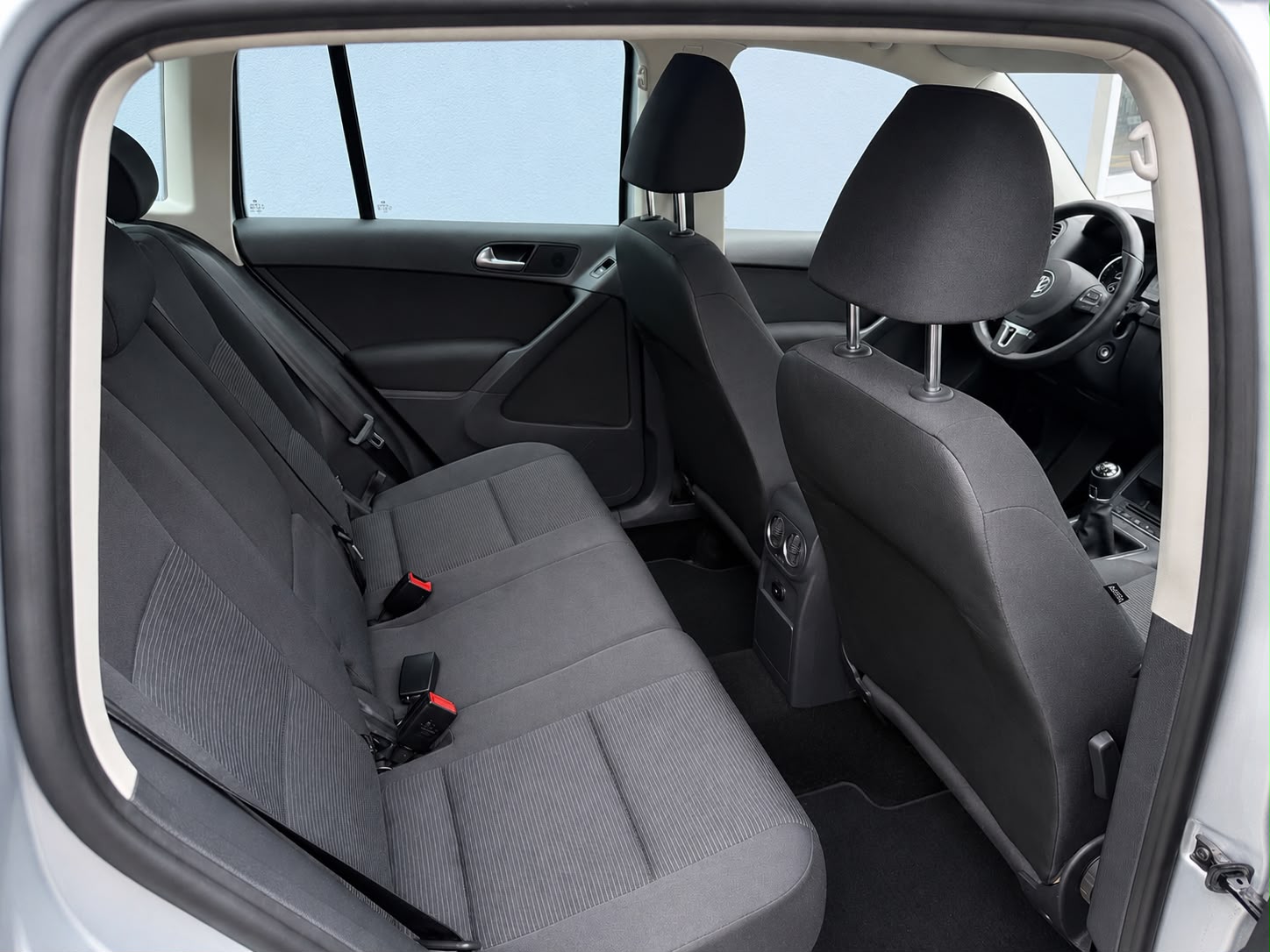 VW Tiguan 1.4 TSI BlueMotion Value 4x2-image-14