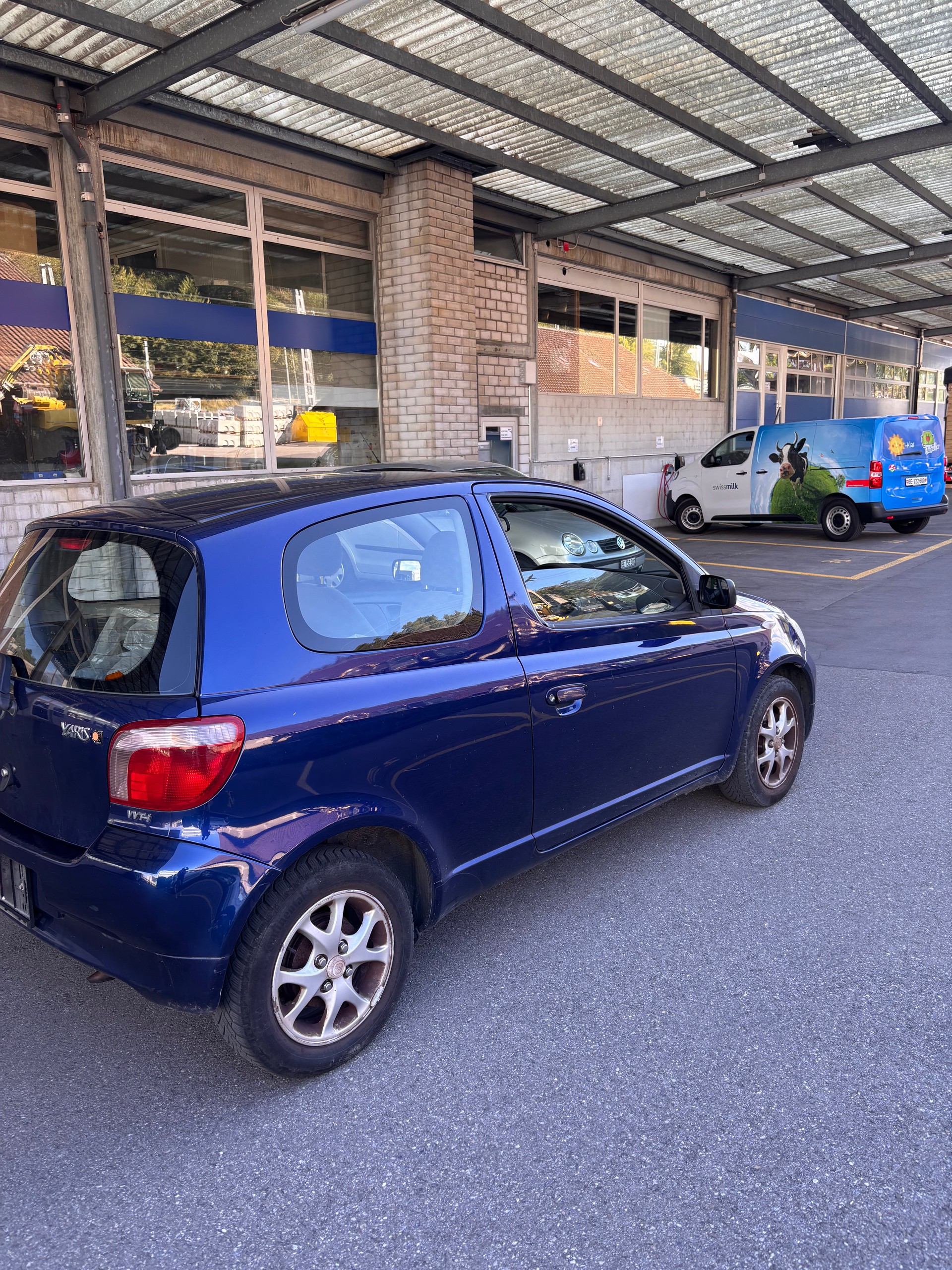 TOYOTA Yaris 1.3 Linea Sol-image-4