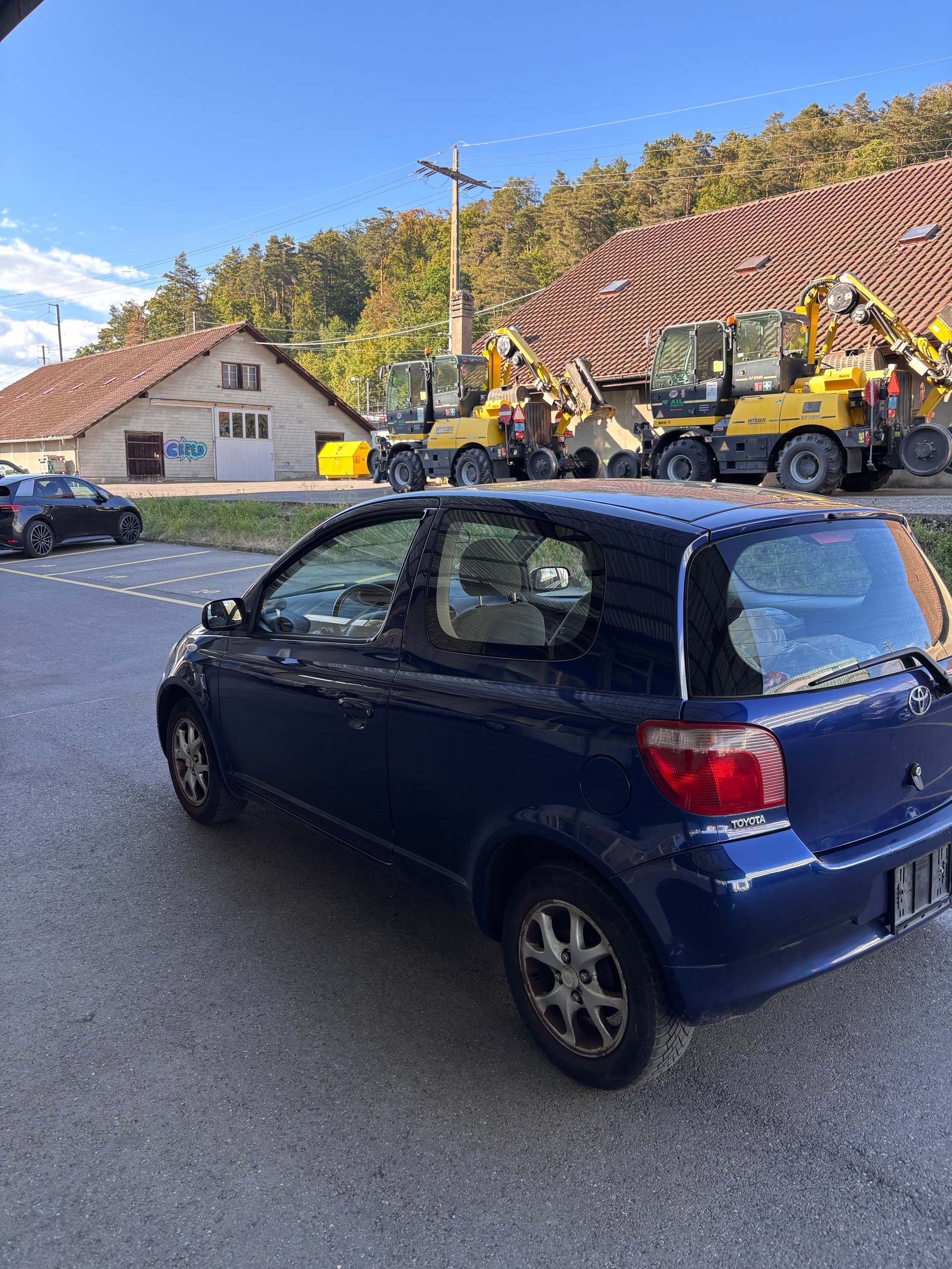 TOYOTA Yaris 1.3 Linea Sol-image-3