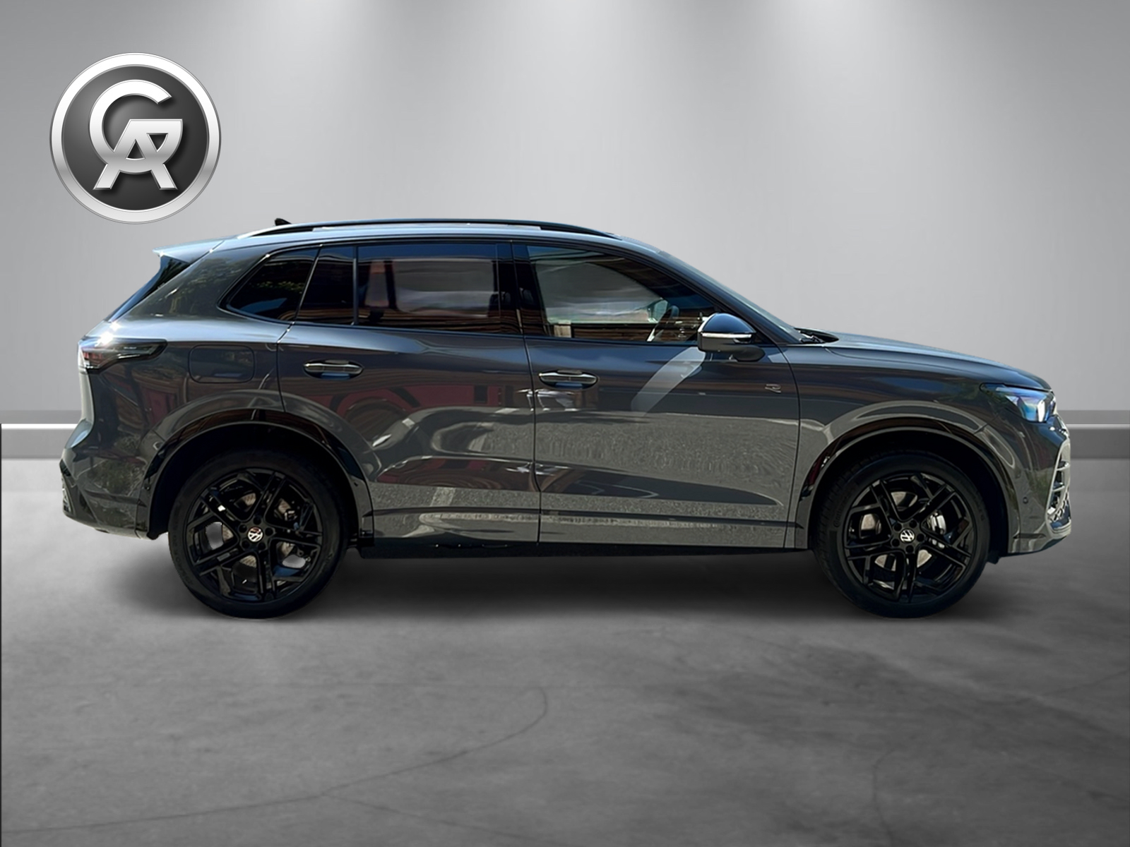 VW Tiguan 2.0 TSI DSG R-Line Plus 4Motion-image-9