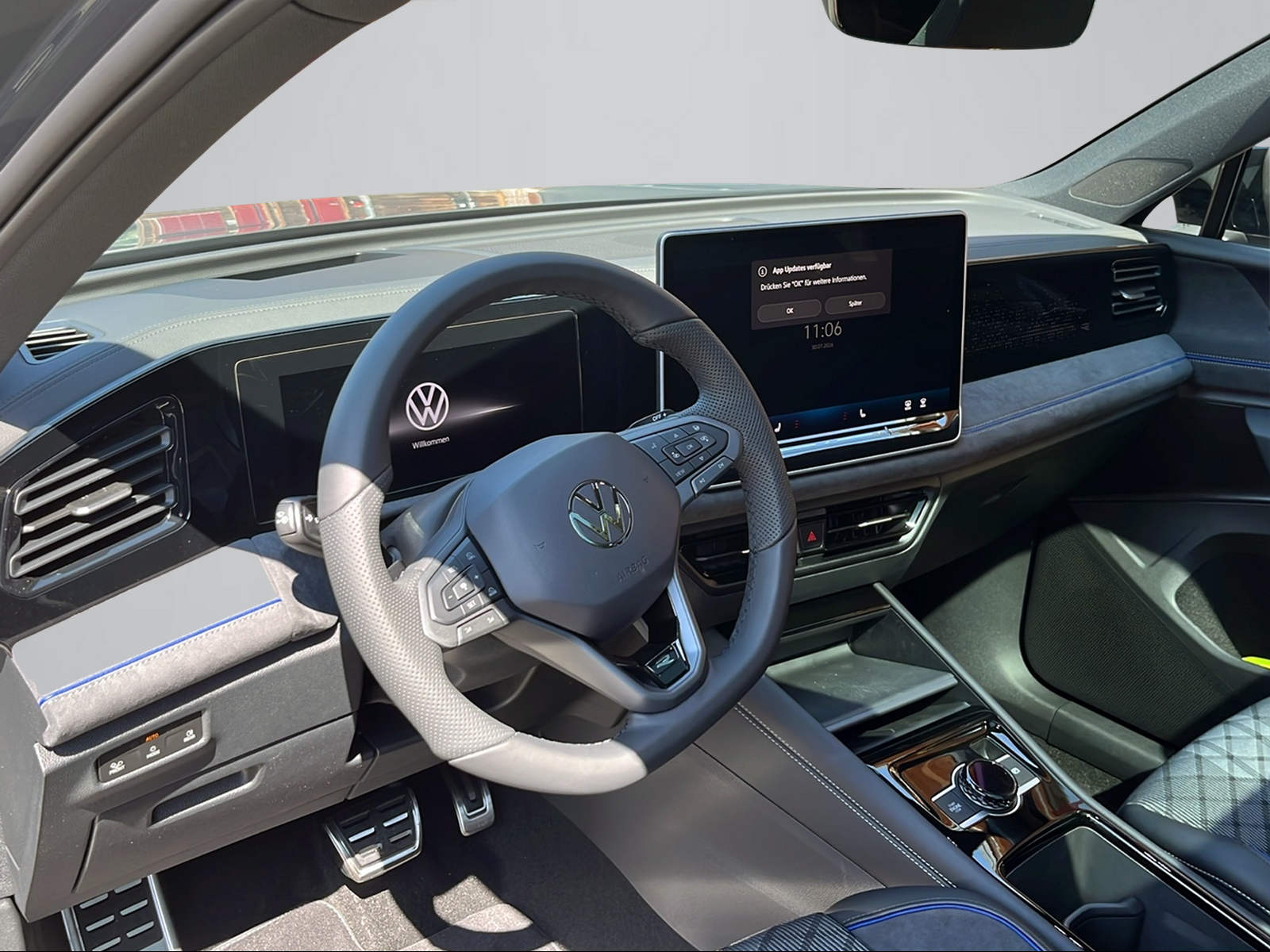 VW Tiguan 2.0 TSI DSG R-Line Plus 4Motion-image-3
