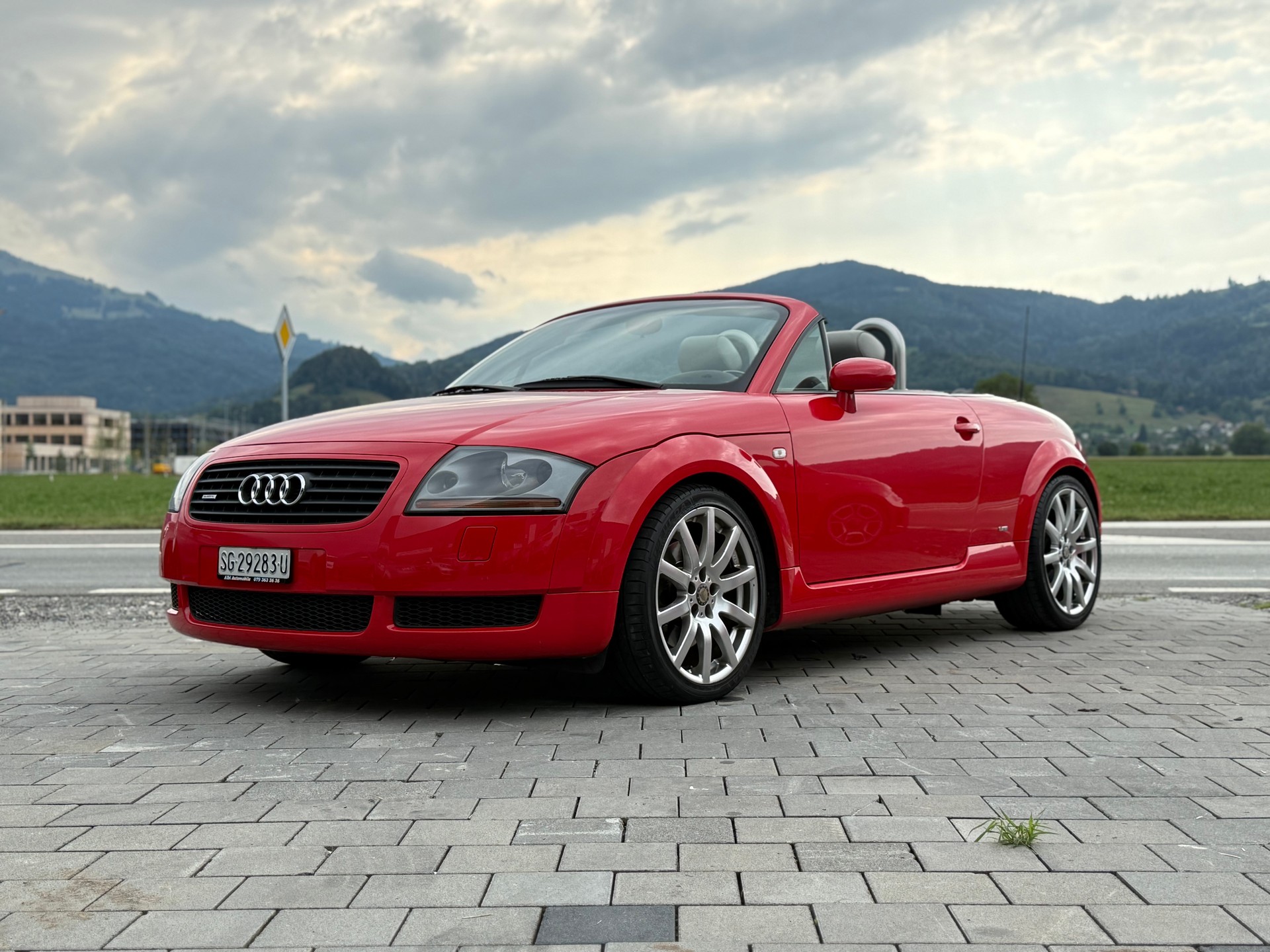 AUDI TT Roadster 1.8 T quattro S-Line-image-0