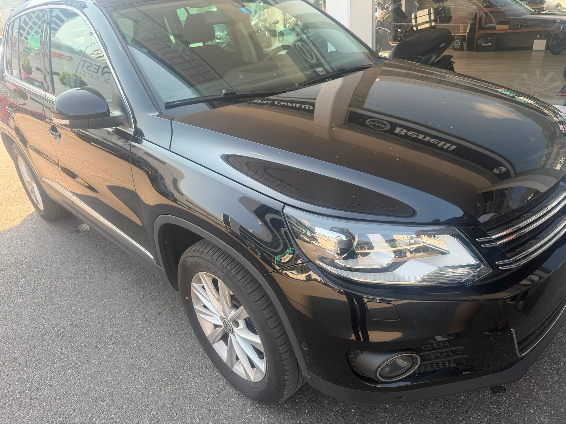 VW Tiguan 2.0 TSI Sport&Style 4Motion-image-9