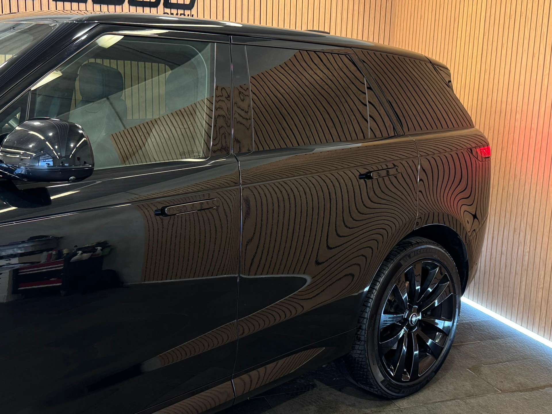 LAND ROVER Range Rover Sport D250 3.0 TD6 MHEV Dynamic SE Automatic-image-9