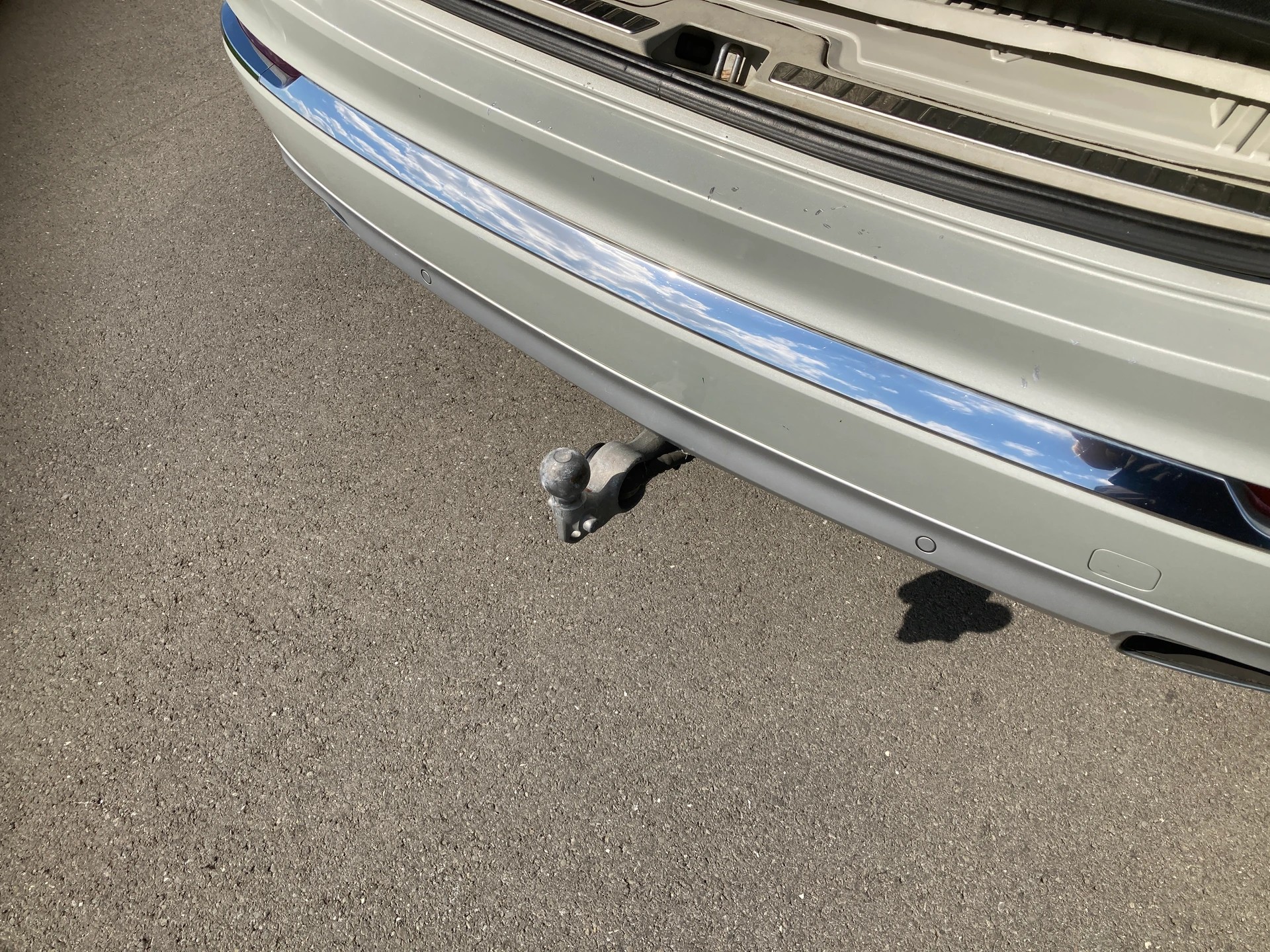 VOLVO XC90 B5 Diesel Mild Hybrid AWD Inscription Geartronic mit Anhängerkupplung-image-6