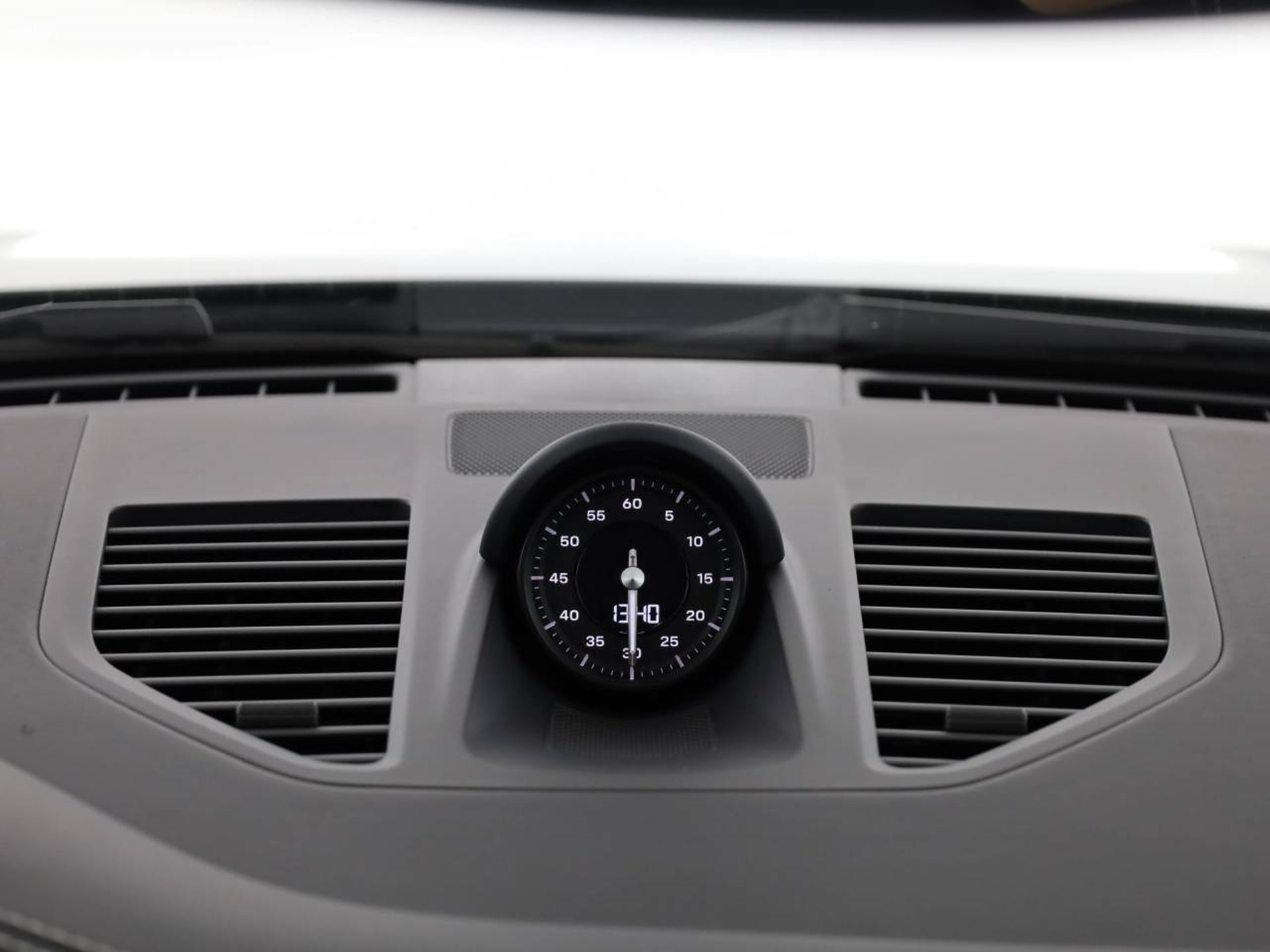 PORSCHE 911 Carrera 4S Cabriolet-image-14