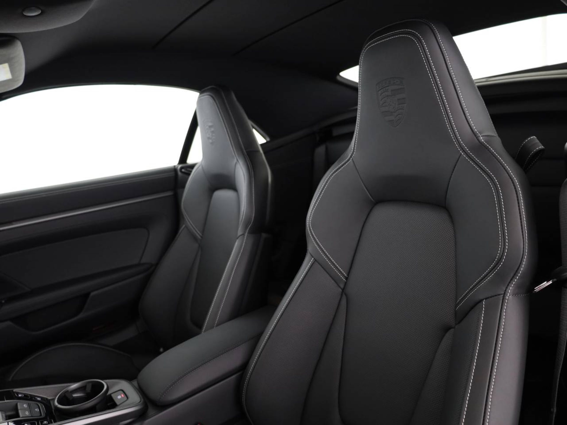 PORSCHE 911 Carrera 4S Cabriolet-image-17