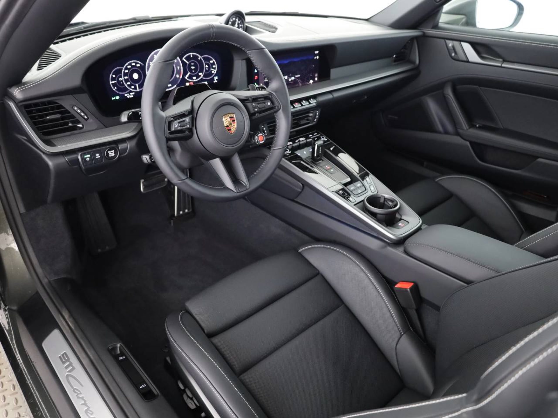 PORSCHE 911 Carrera 4S Cabriolet-image-3