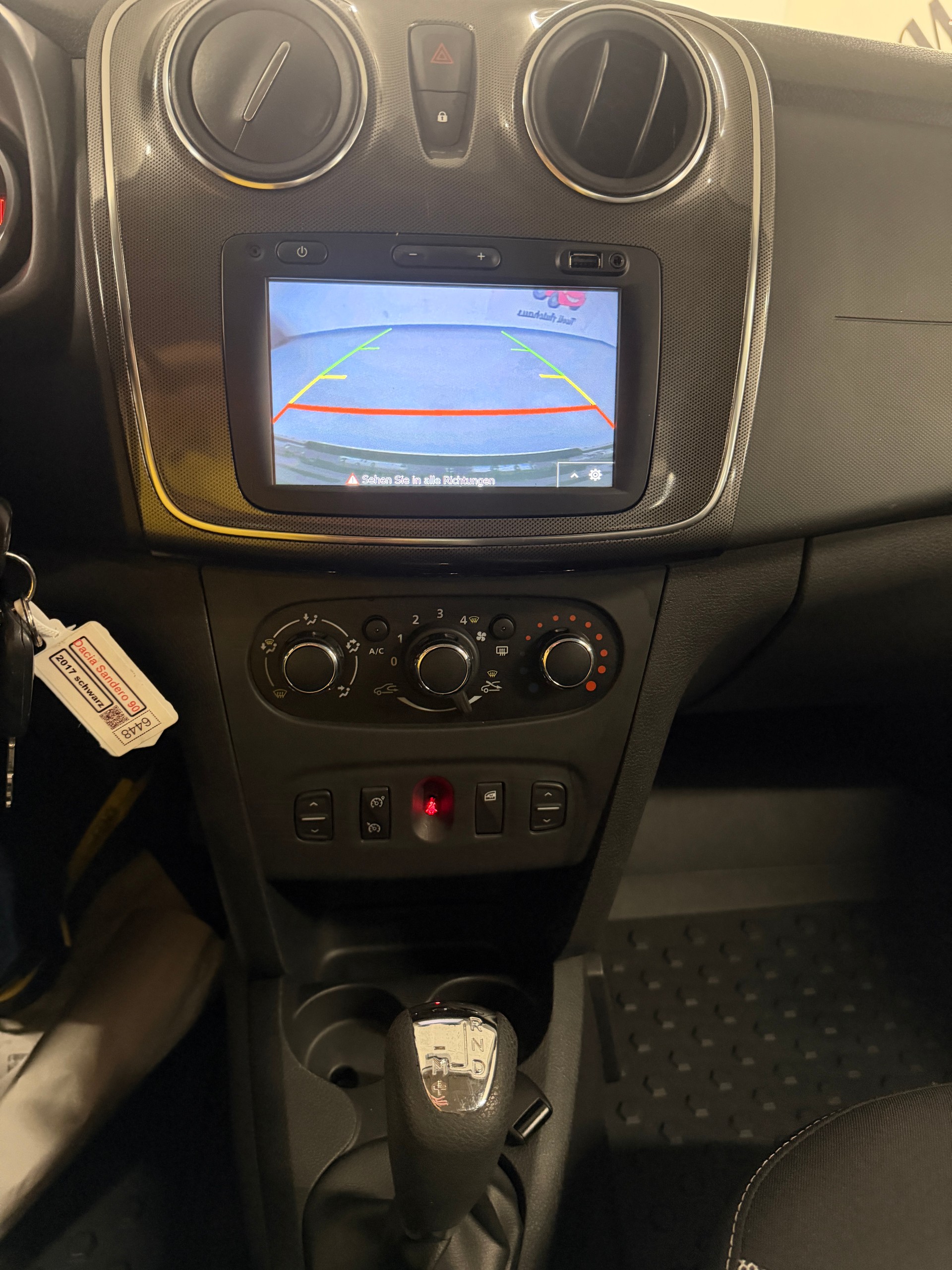DACIA Sandero Tce 90 Stepway Automatic-image-10