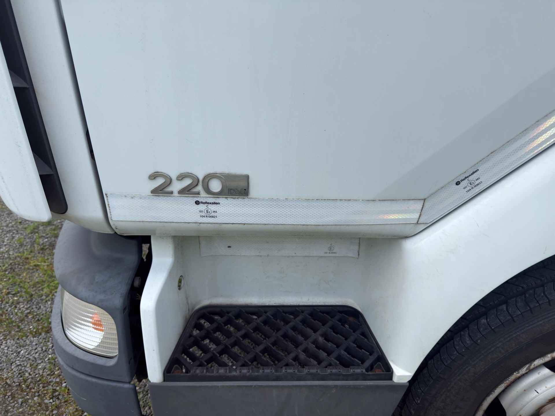 RENAULT MIDLUM 220.10 EL-image-3