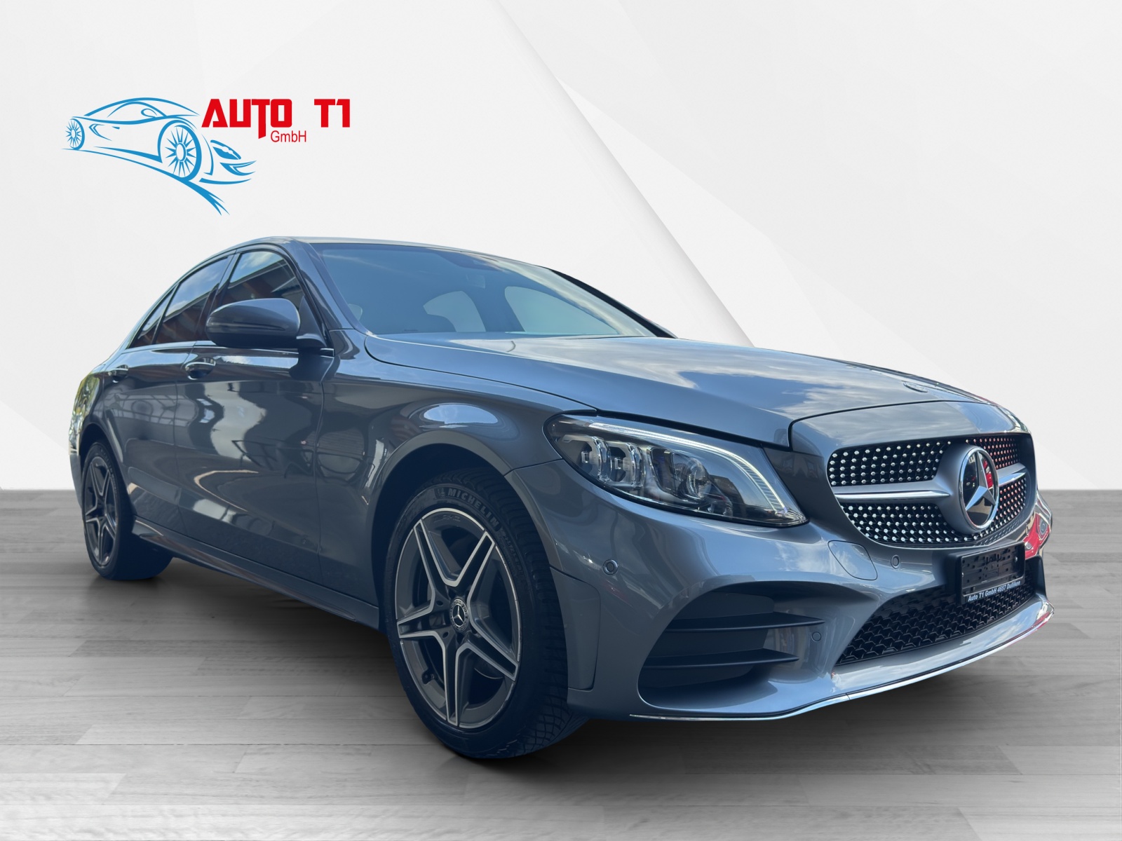 MERCEDES-BENZ C 200 Swiss Star AMG Line 4Matic 9G-Tronic-image-7