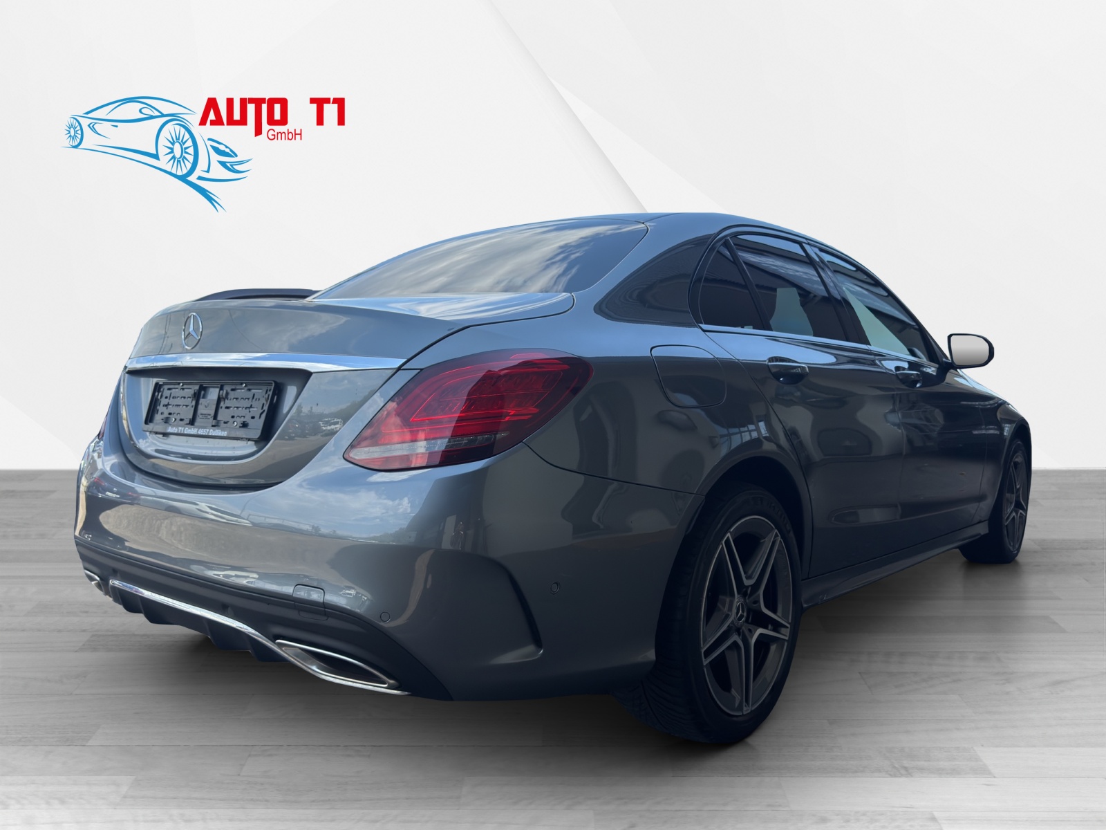 MERCEDES-BENZ C 200 Swiss Star AMG Line 4Matic 9G-Tronic-image-5