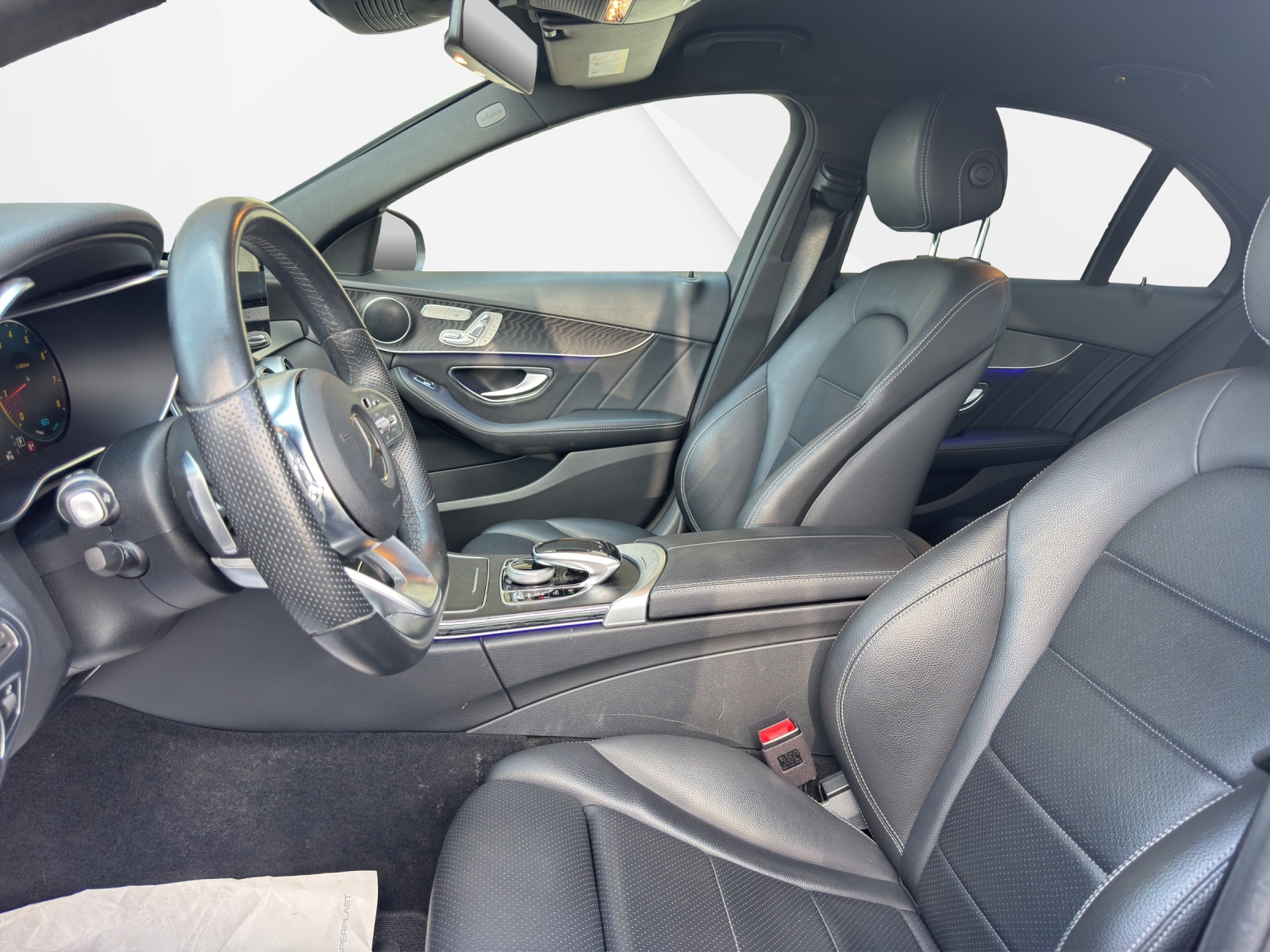 MERCEDES-BENZ C 200 Swiss Star AMG Line 4Matic 9G-Tronic-image-8