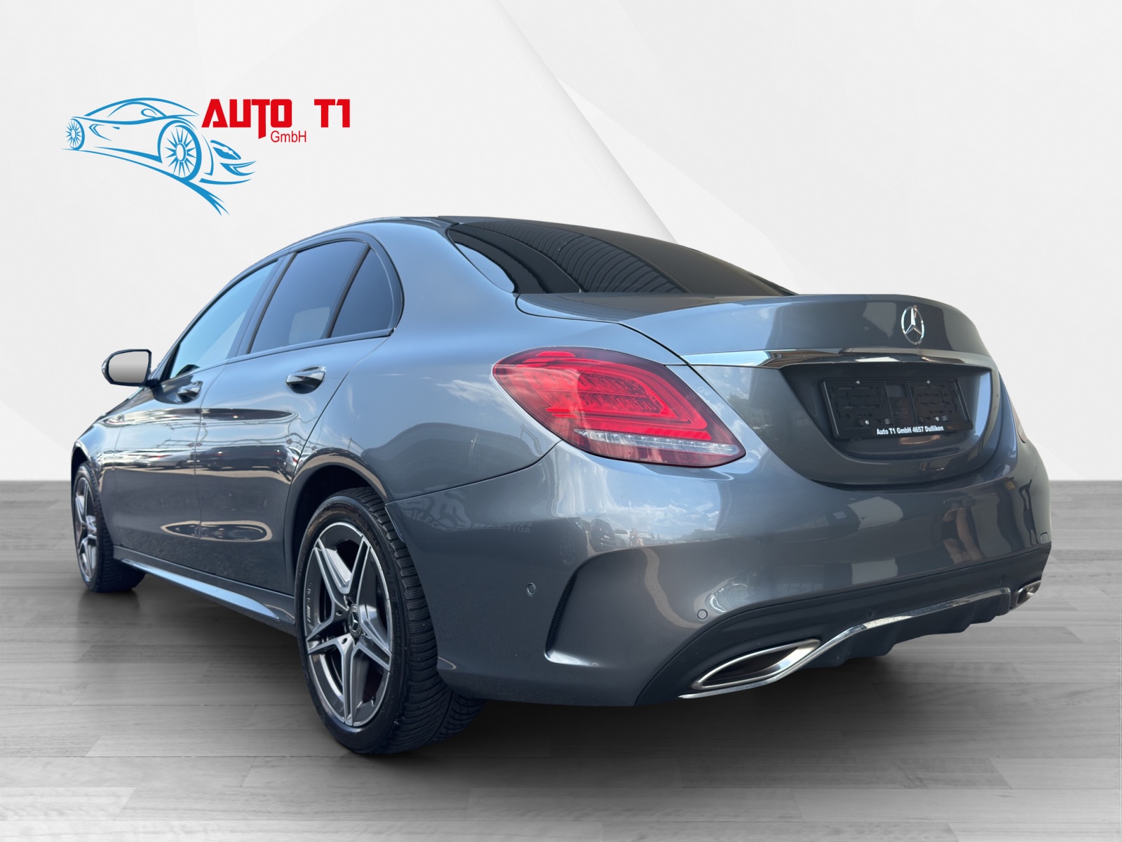 MERCEDES-BENZ C 200 Swiss Star AMG Line 4Matic 9G-Tronic-image-3