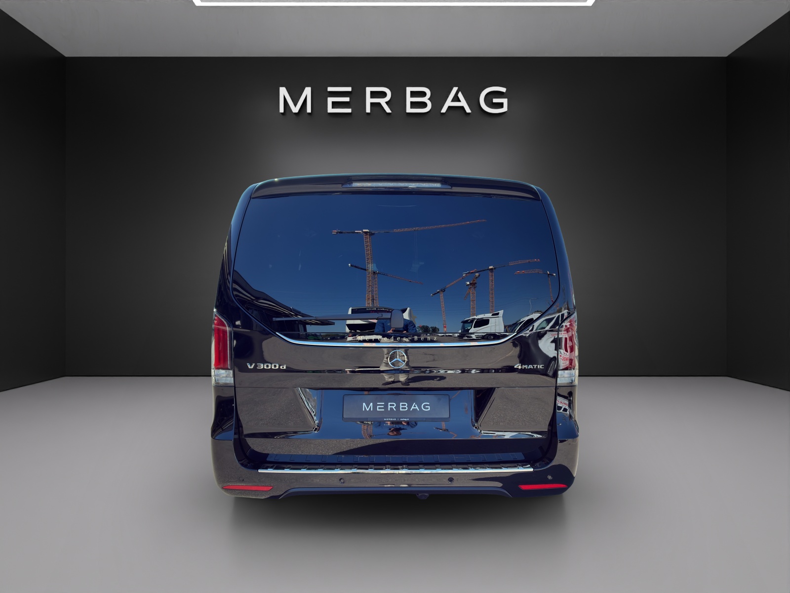 MERCEDES-BENZ V 300 d lang 4Matic Swiss Edition 9G-Tronic-image-4