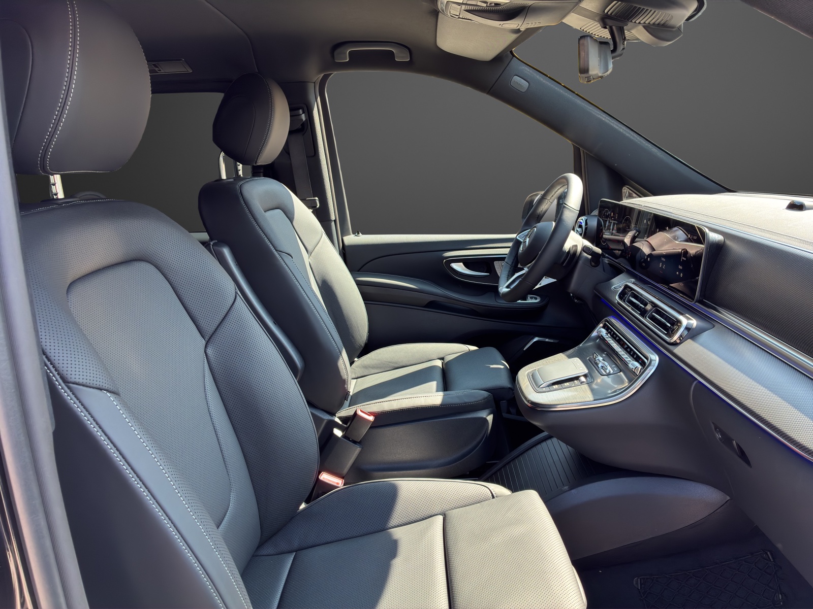 MERCEDES-BENZ V 300 d lang 4Matic Swiss Edition 9G-Tronic-image-7