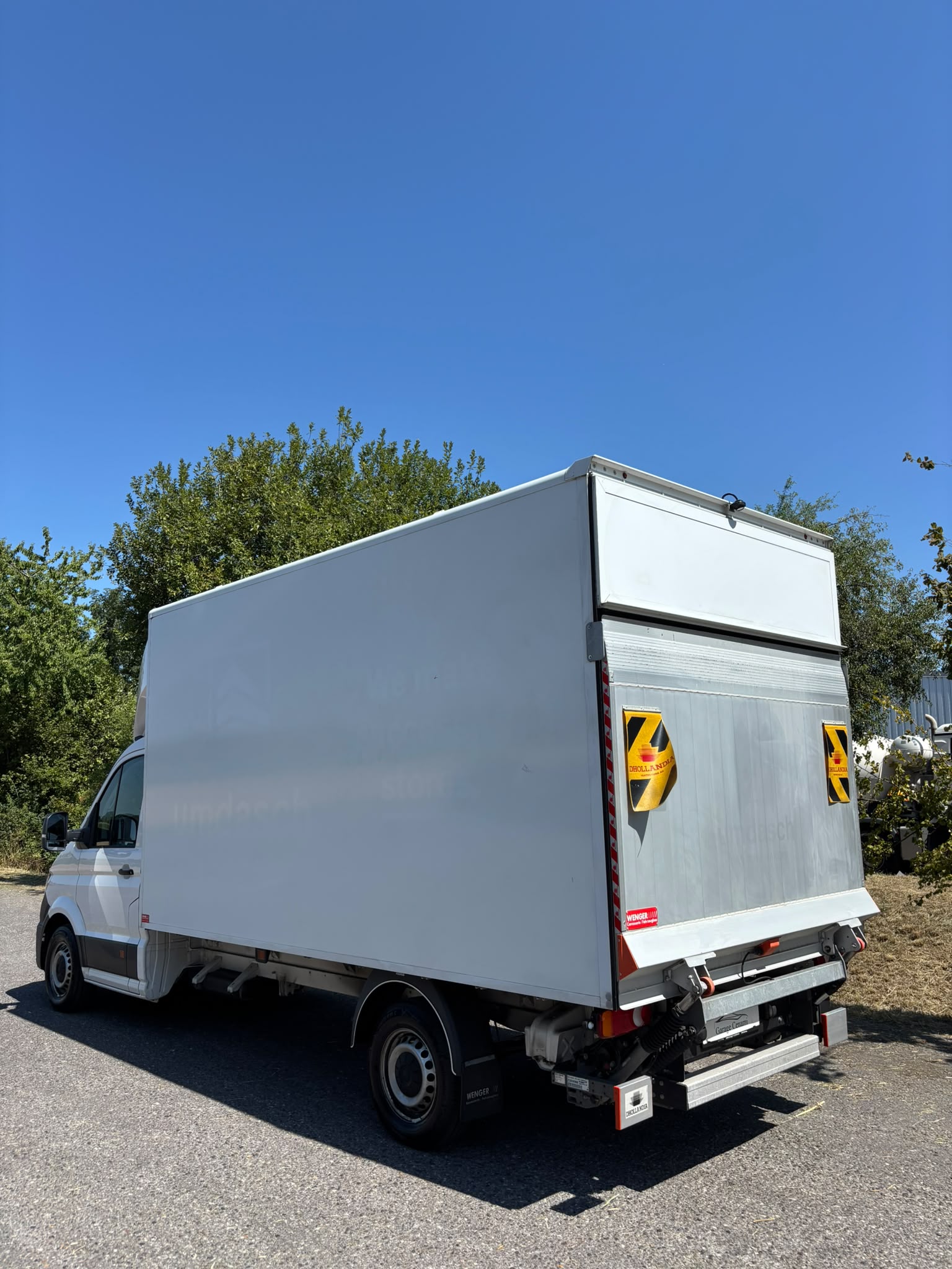 VW Crafter 35 2.0 TDI L4 HD A mit Hebebühne-image-3
