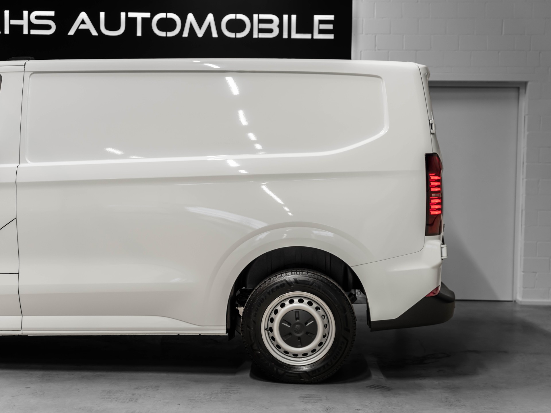 VW e-Transporter 70 kWh-image-18