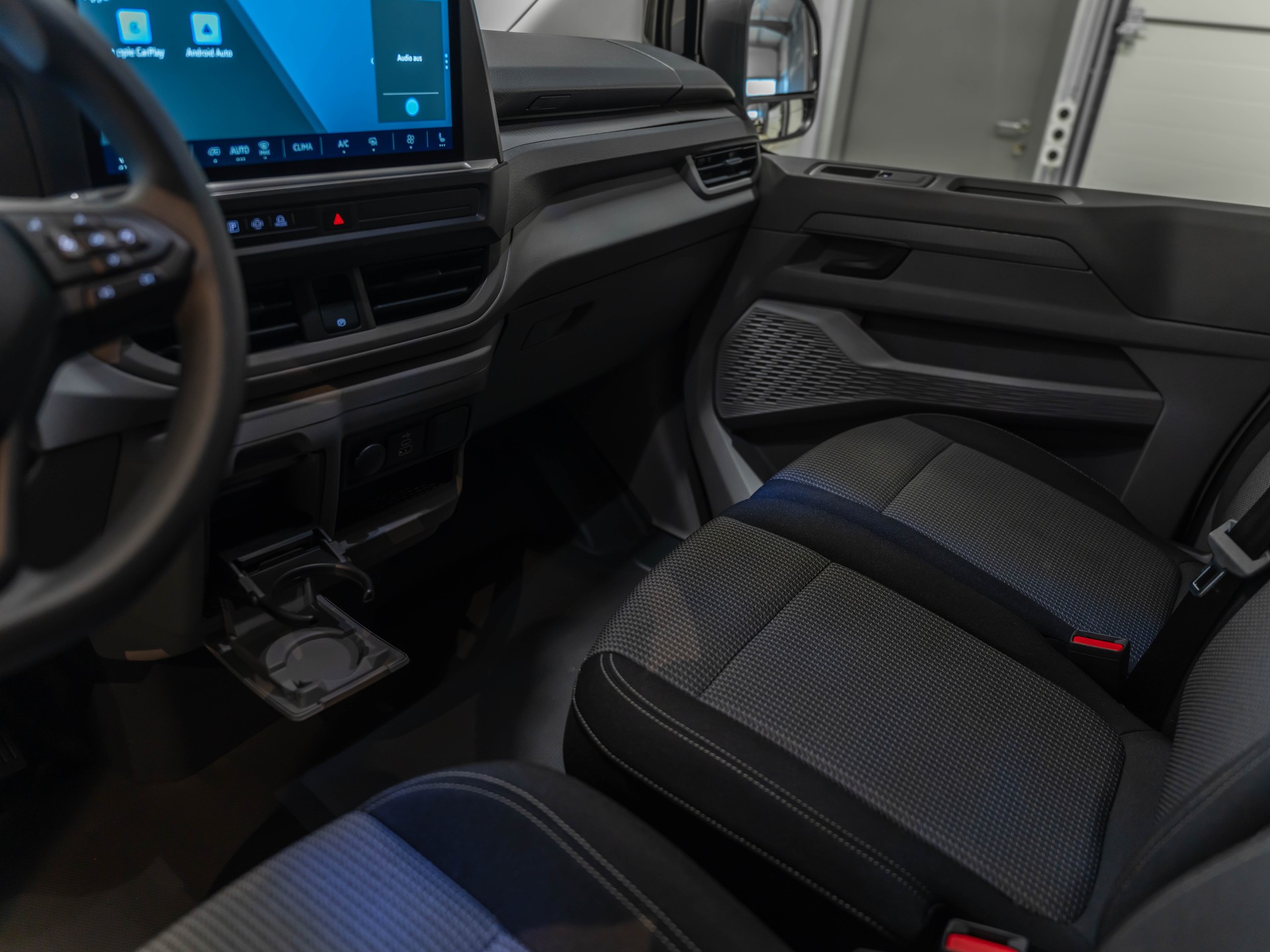 VW e-Transporter 70 kWh-image-23