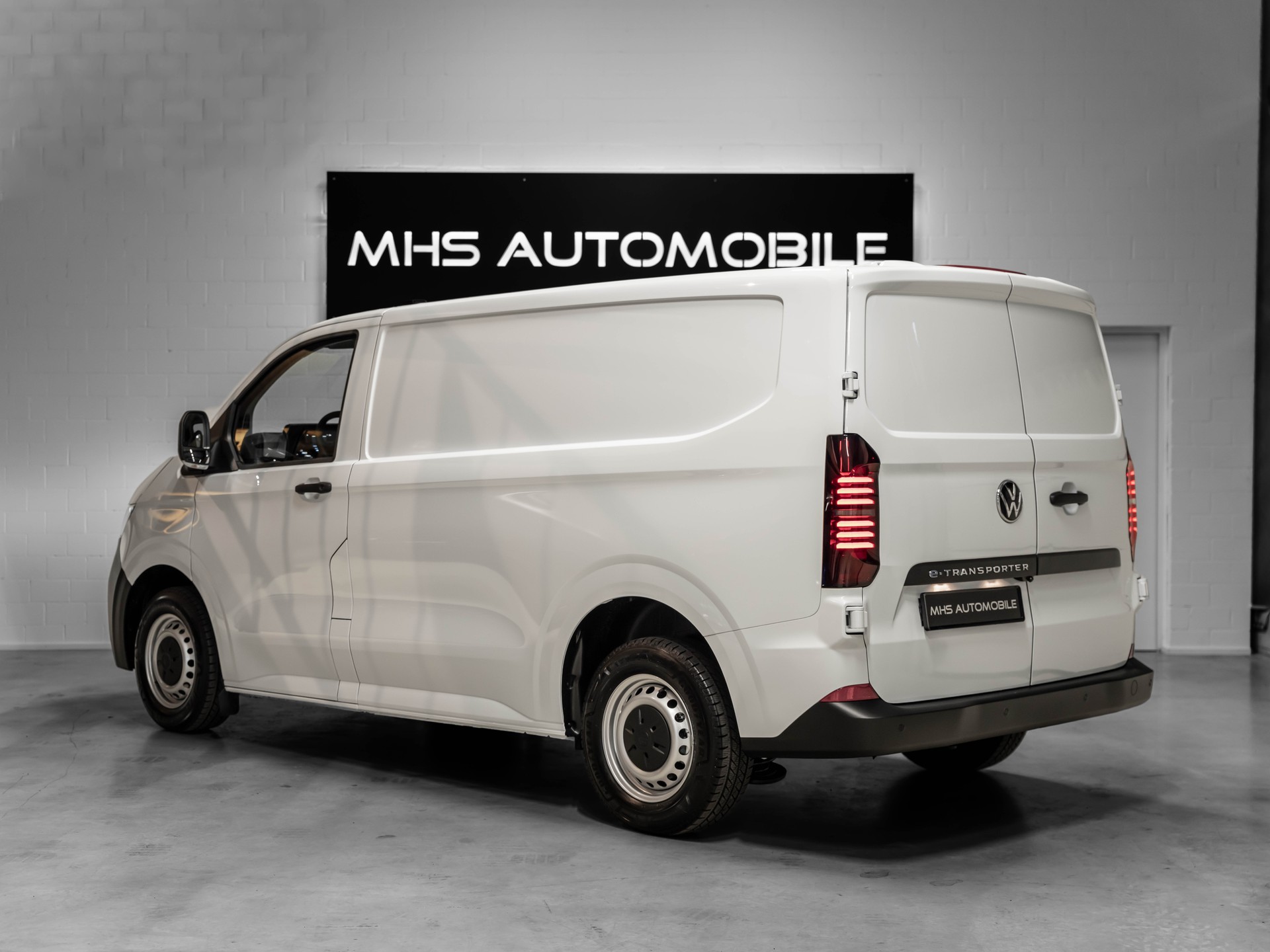 VW e-Transporter 70 kWh-showroom-element-2