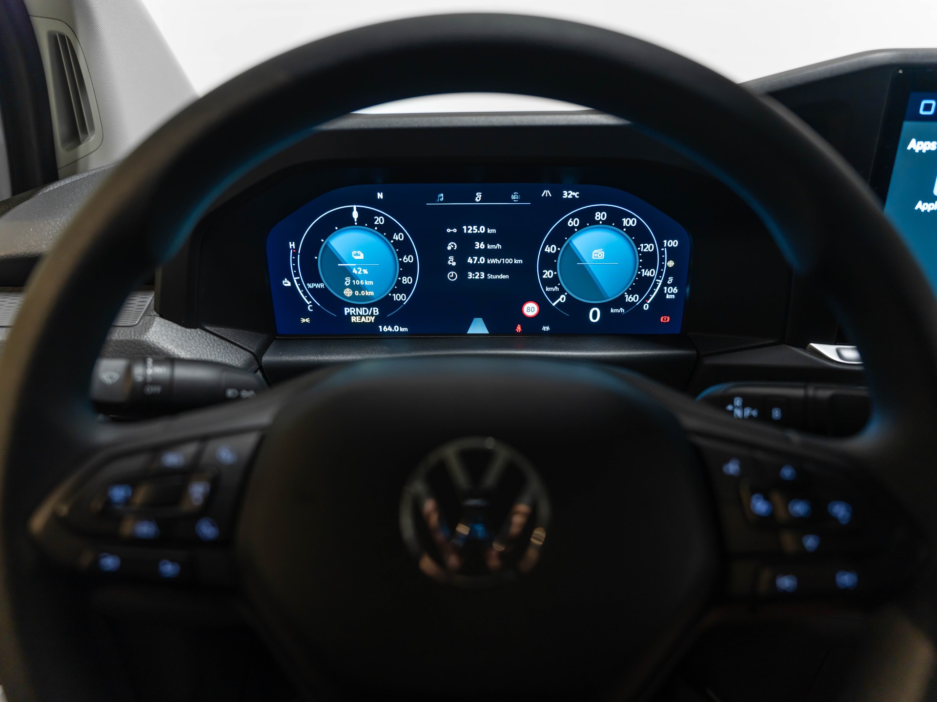 VW e-Transporter 70 kWh-image-24