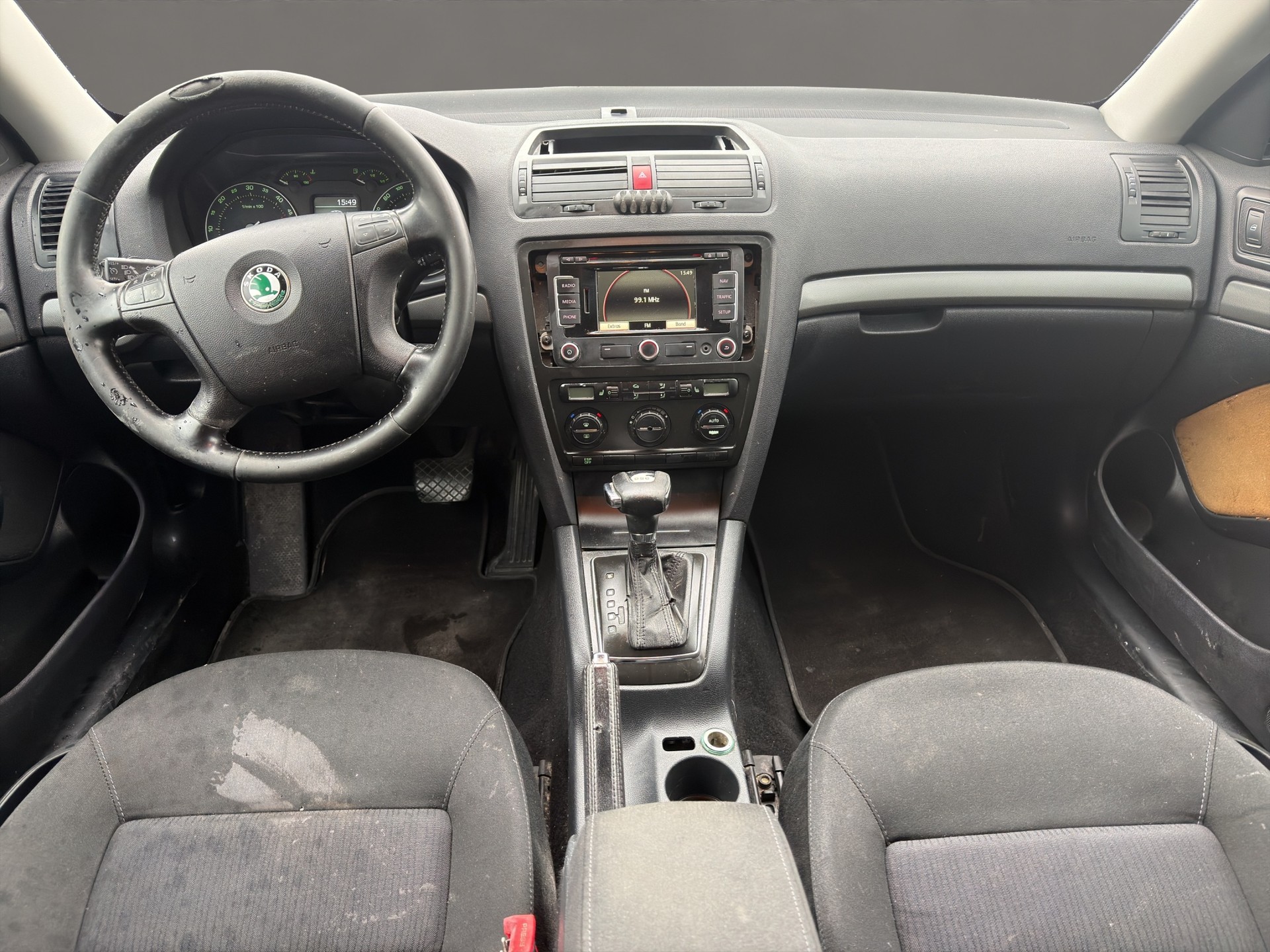 SKODA Octavia 2.0 TDI Elegance-image-6