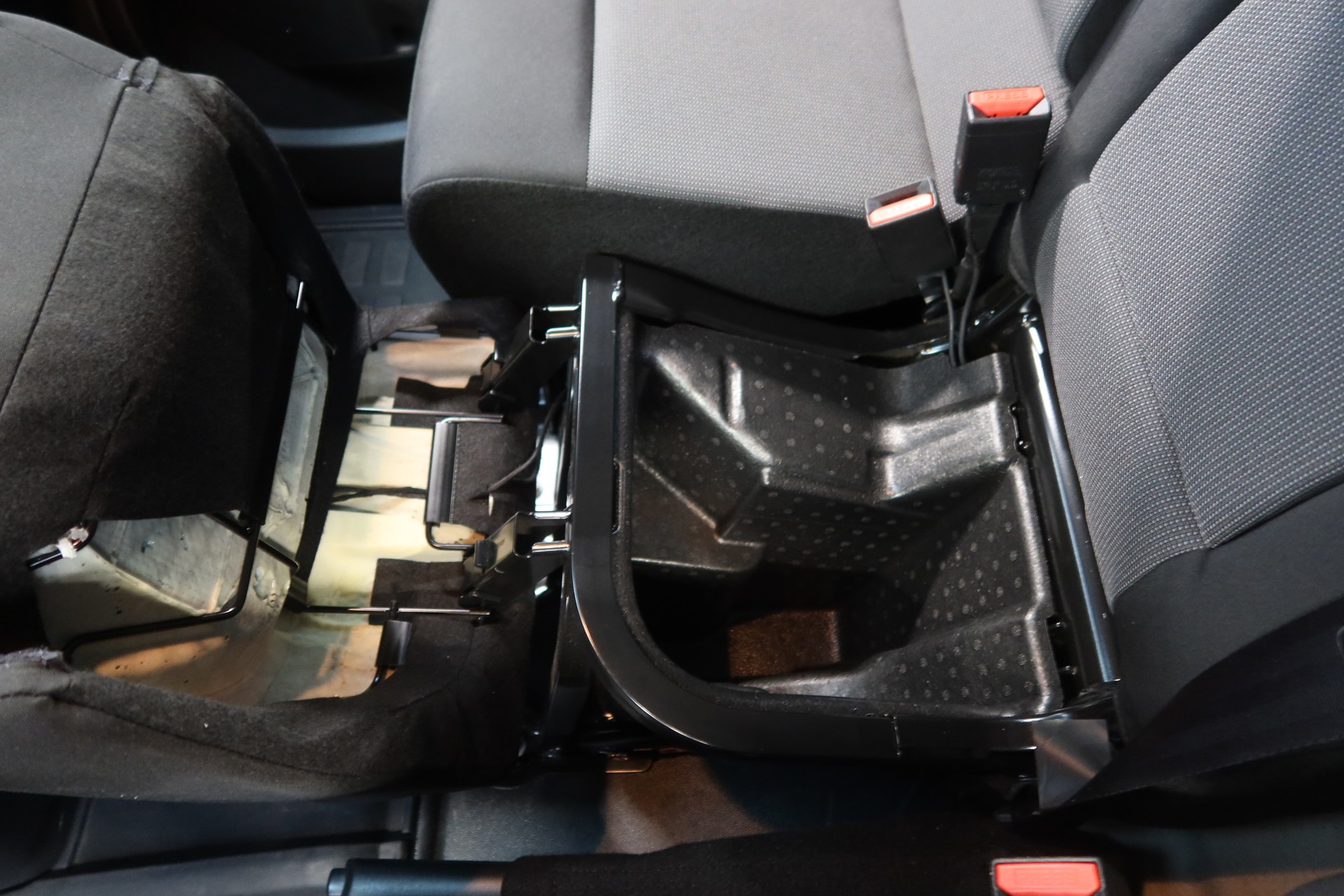 CITROEN Jumpy HDi 145 M EAT8-image-11