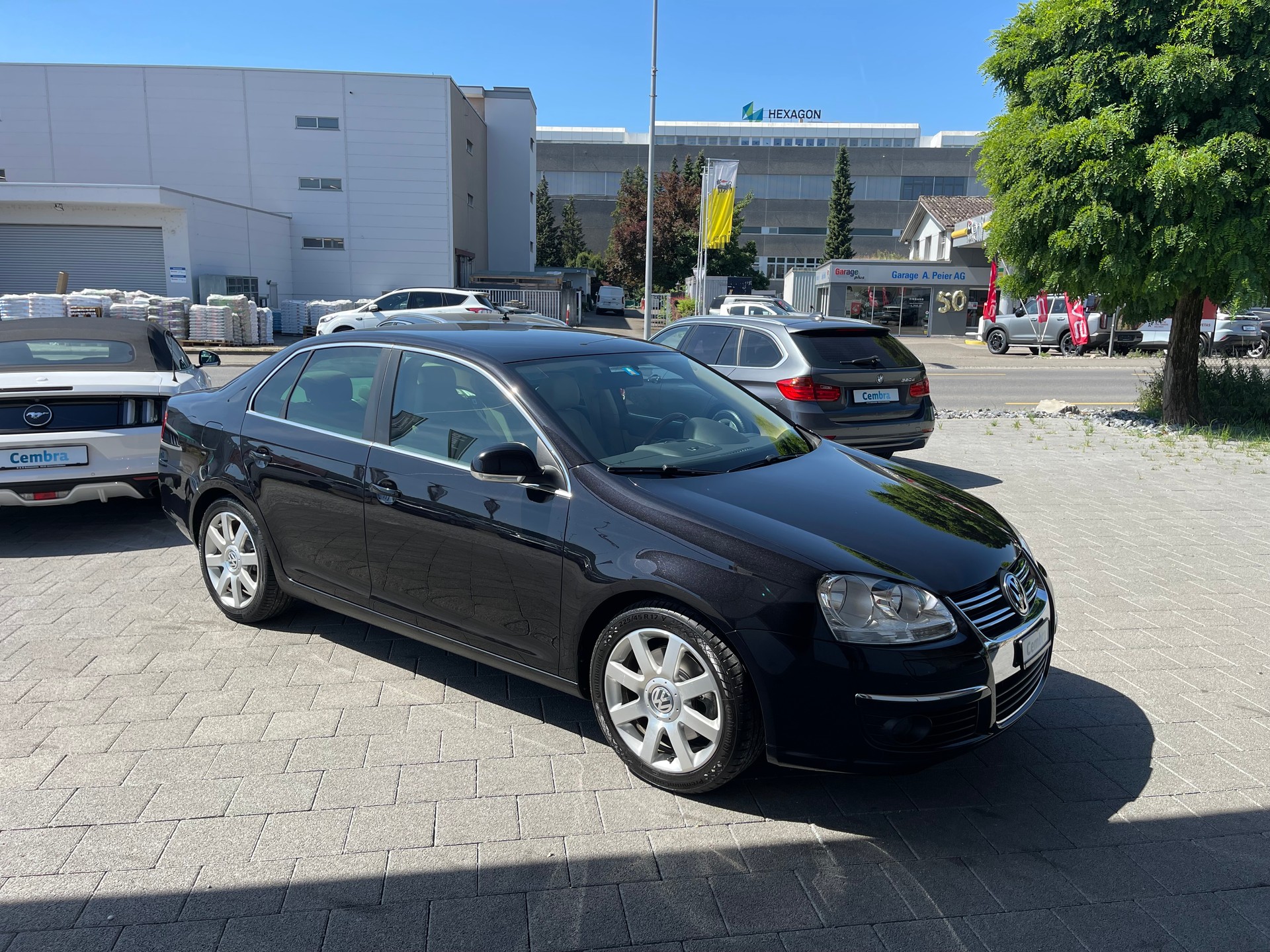 VW Jetta 2.0 FSI Turbo Sportline-image-3