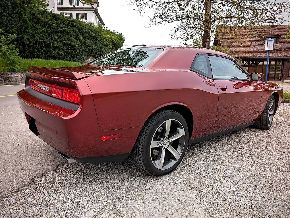 DODGE Challenger-image-1