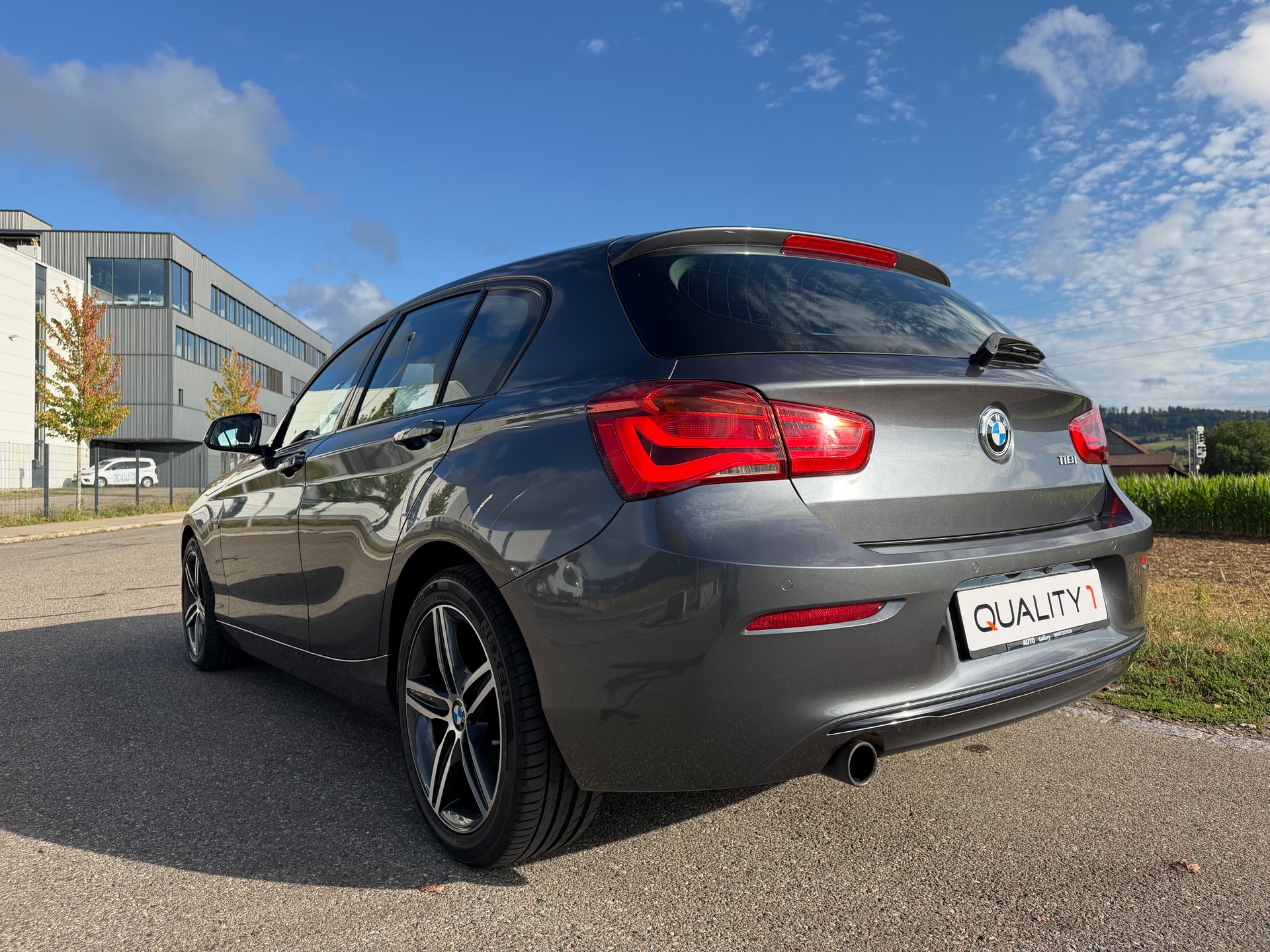 BMW 118i Edition Sport Line Steptronic-image-9