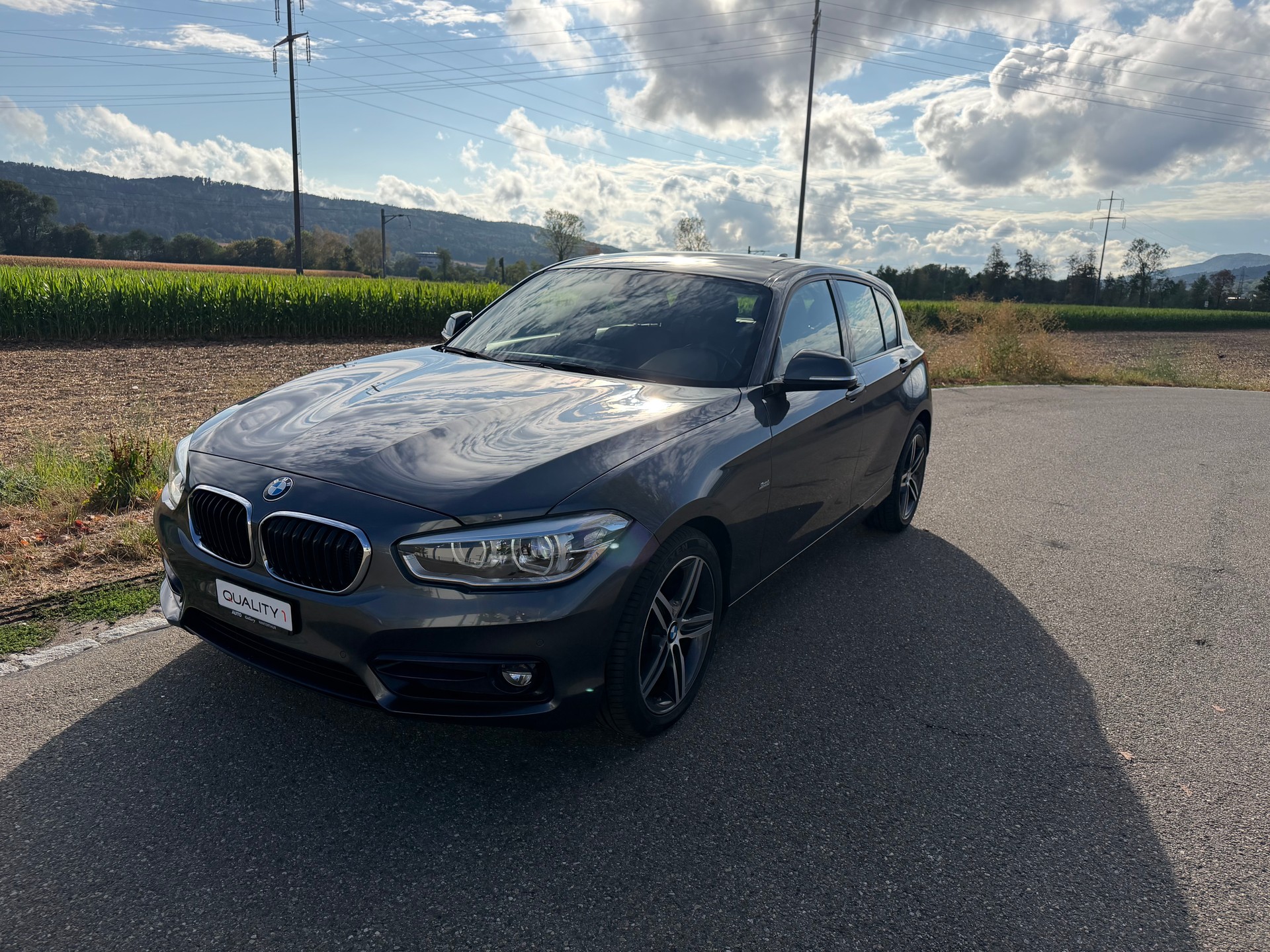 BMW 118i Edition Sport Line Steptronic-image-4